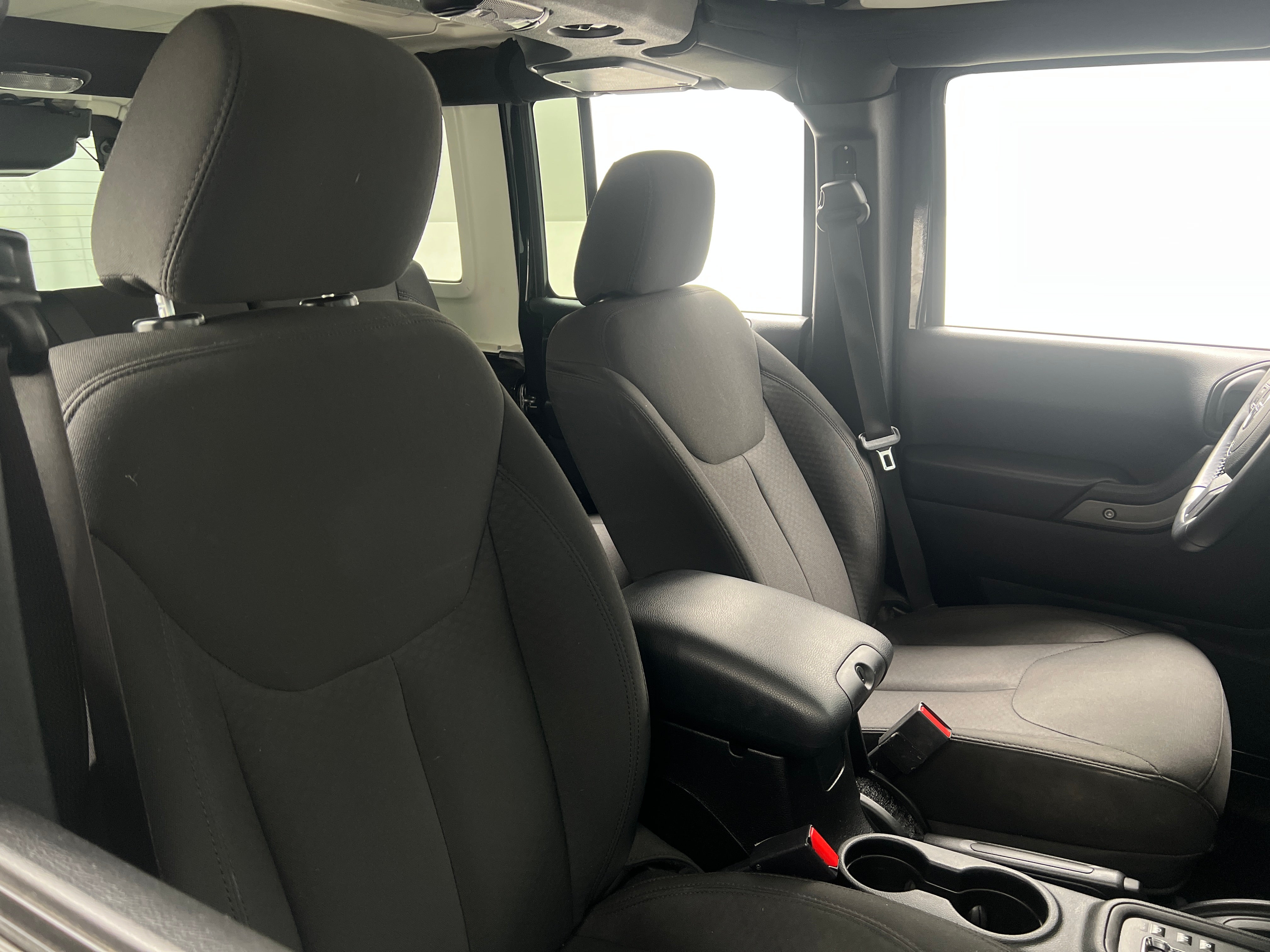 2017 Jeep Wrangler Unlimited Sport S 2