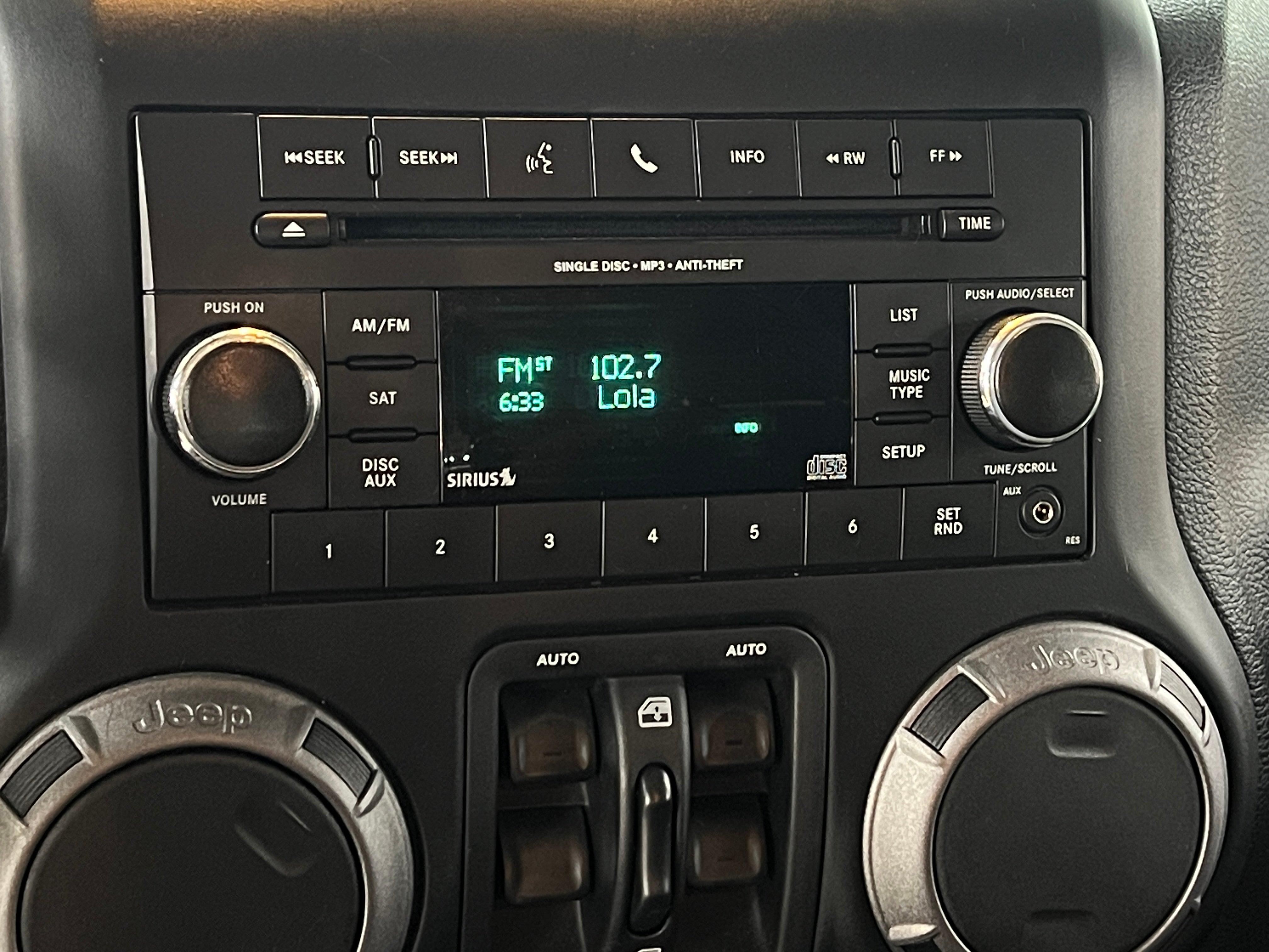 2017 Jeep Wrangler Unlimited Sport S 4