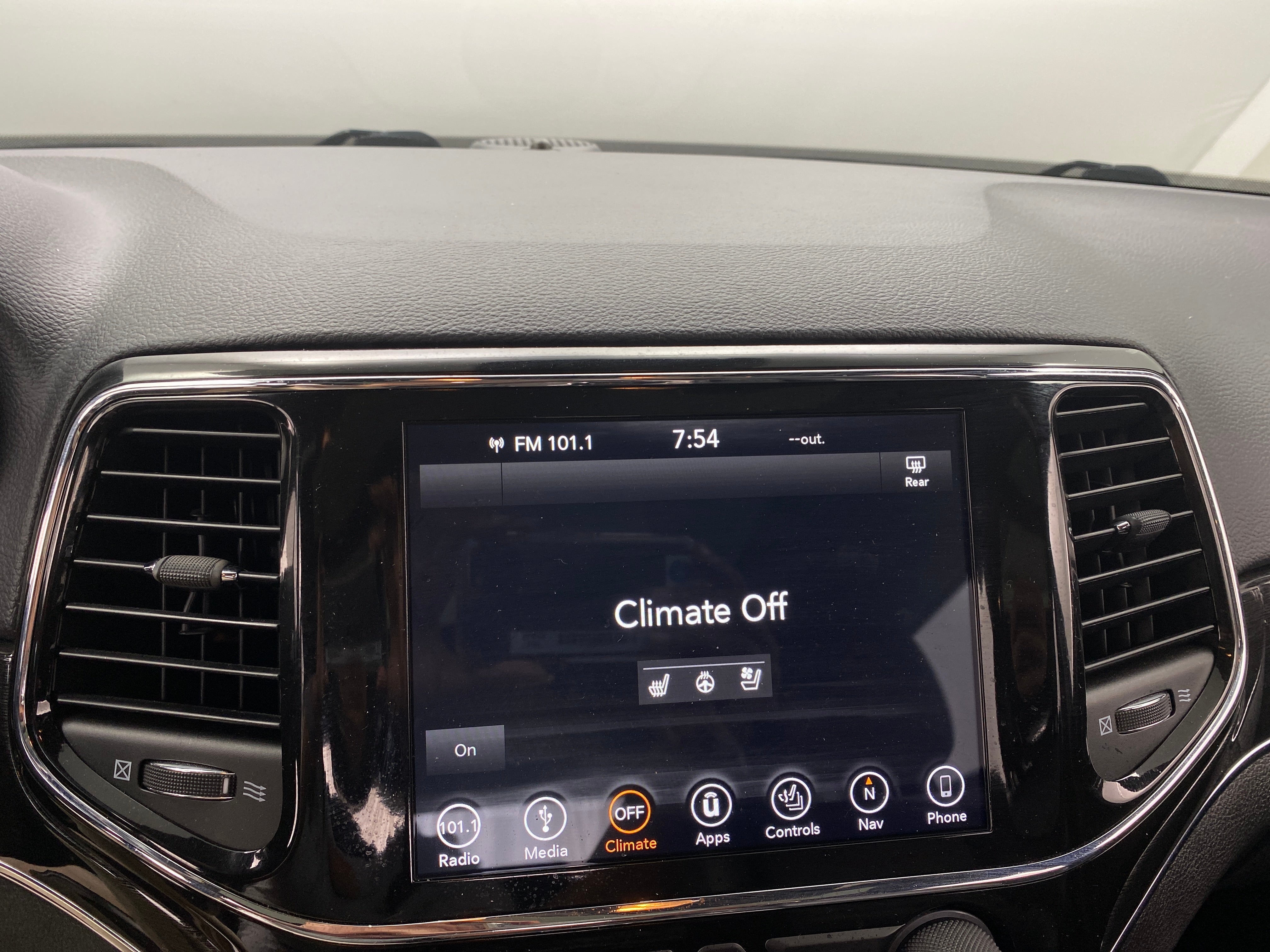2019 Jeep Grand Cherokee Trailhawk 3