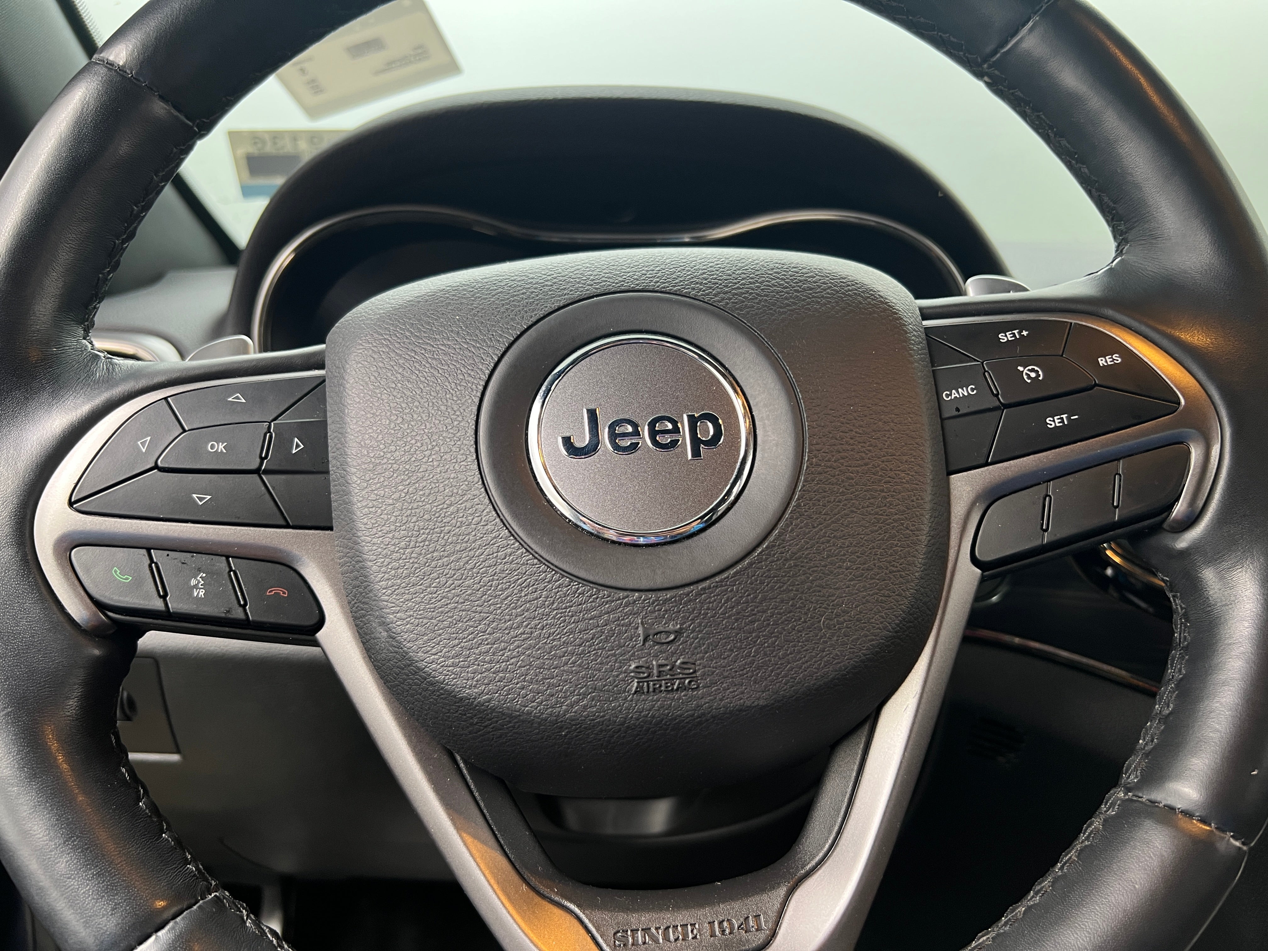 2020 Jeep Grand Cherokee Limited Edition 4