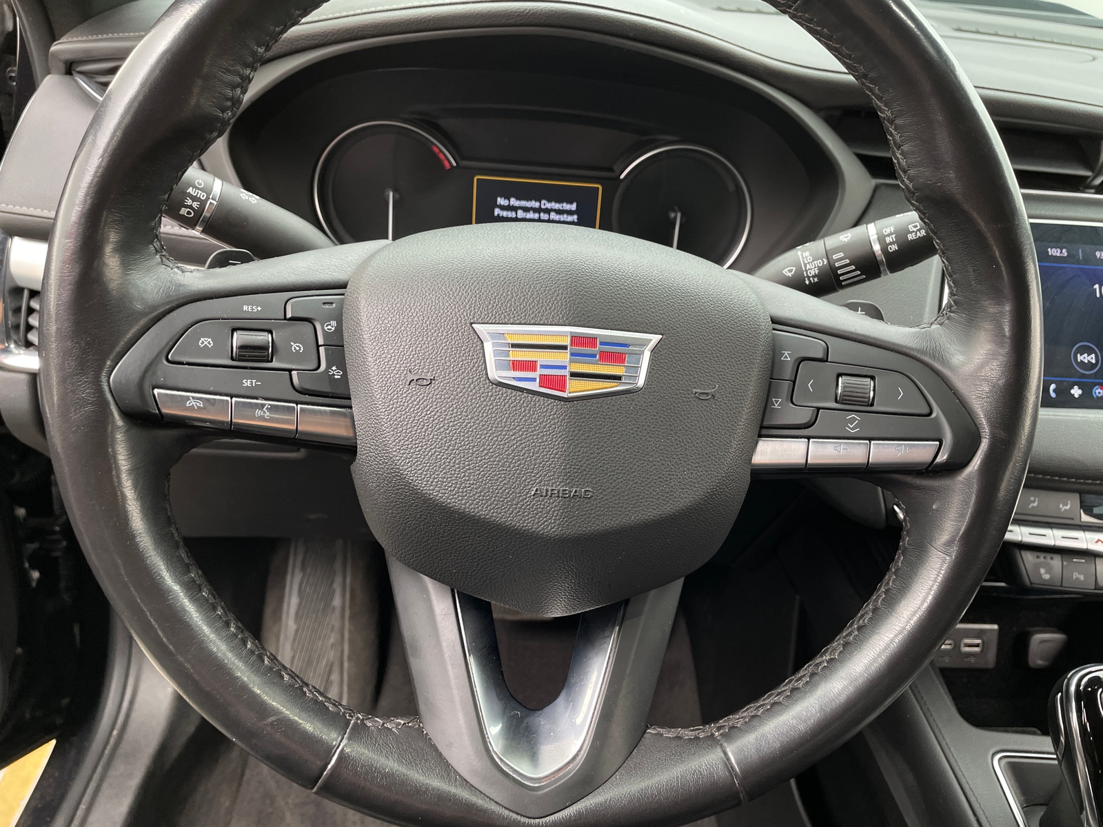 Thumbnail: 2023 Cadillac XT4 - 4