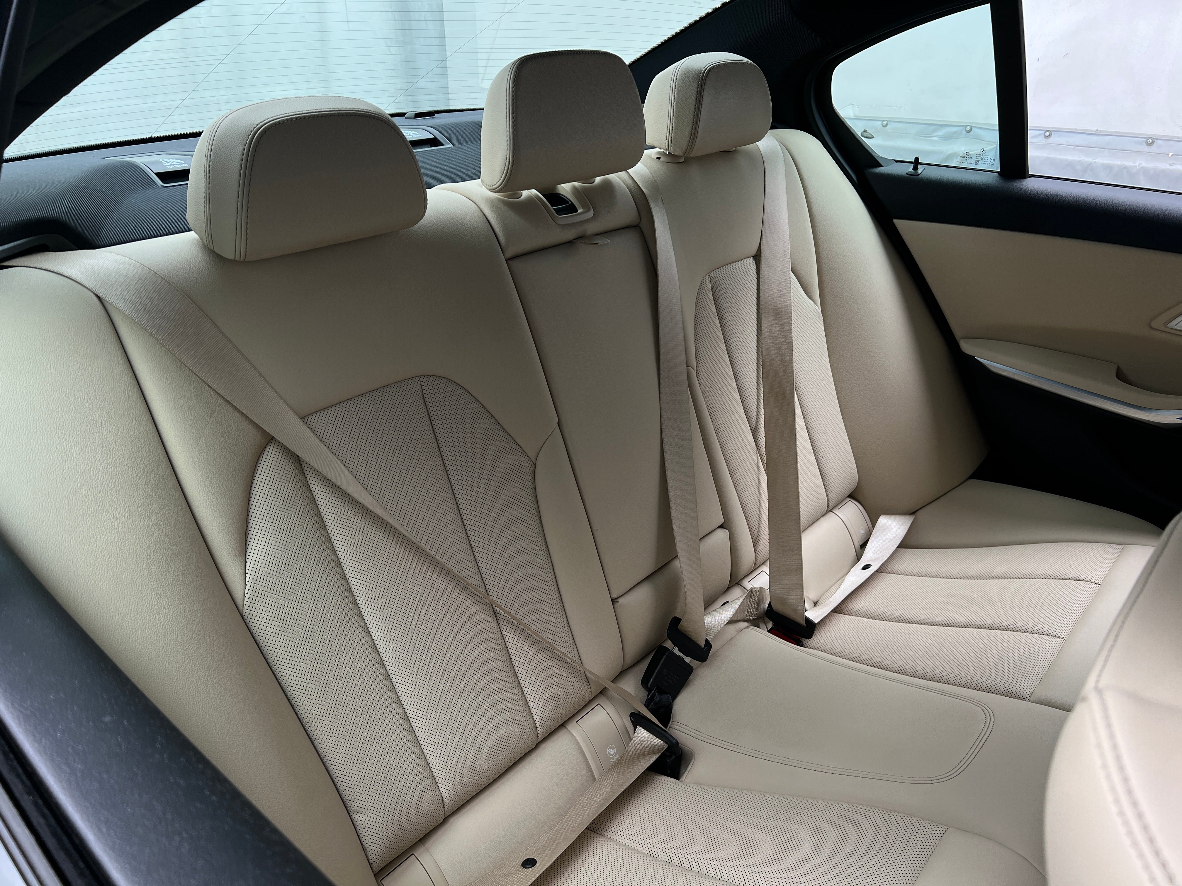 2022 BMW 3 Series 330i 5