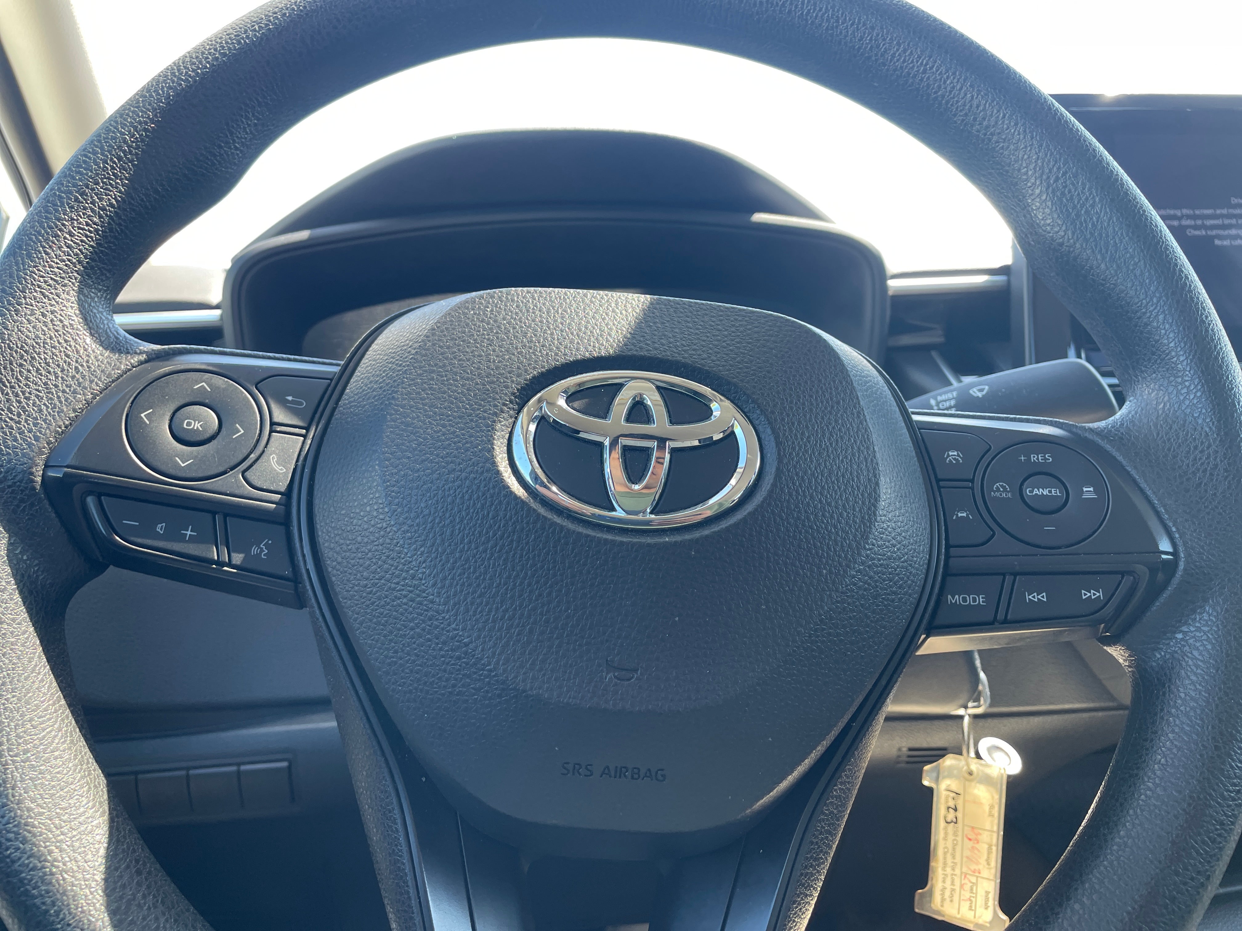 2023 Toyota Corolla LE 5