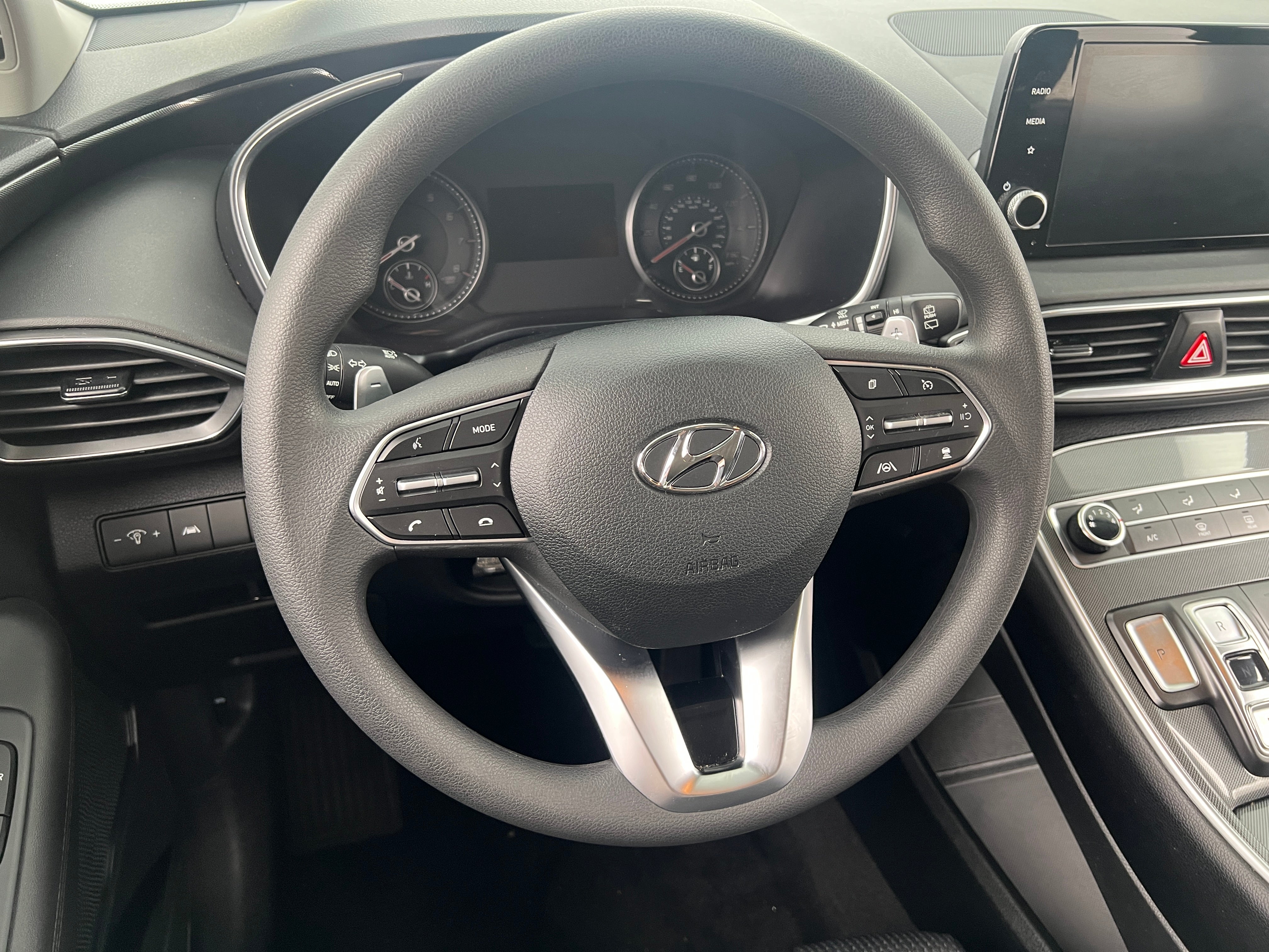 2022 Hyundai Santa Fe SE 5