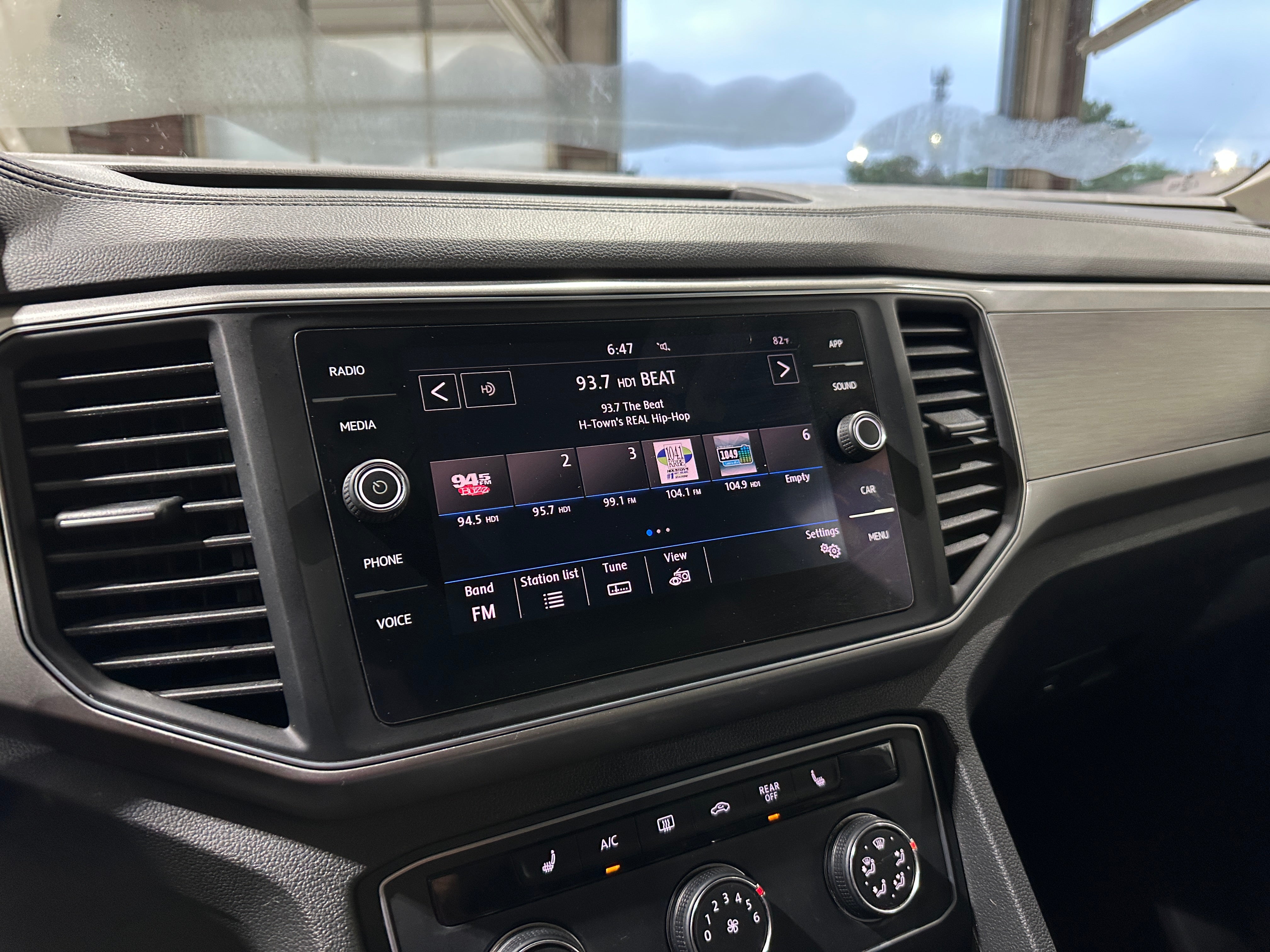 2018 Volkswagen Atlas SE 3