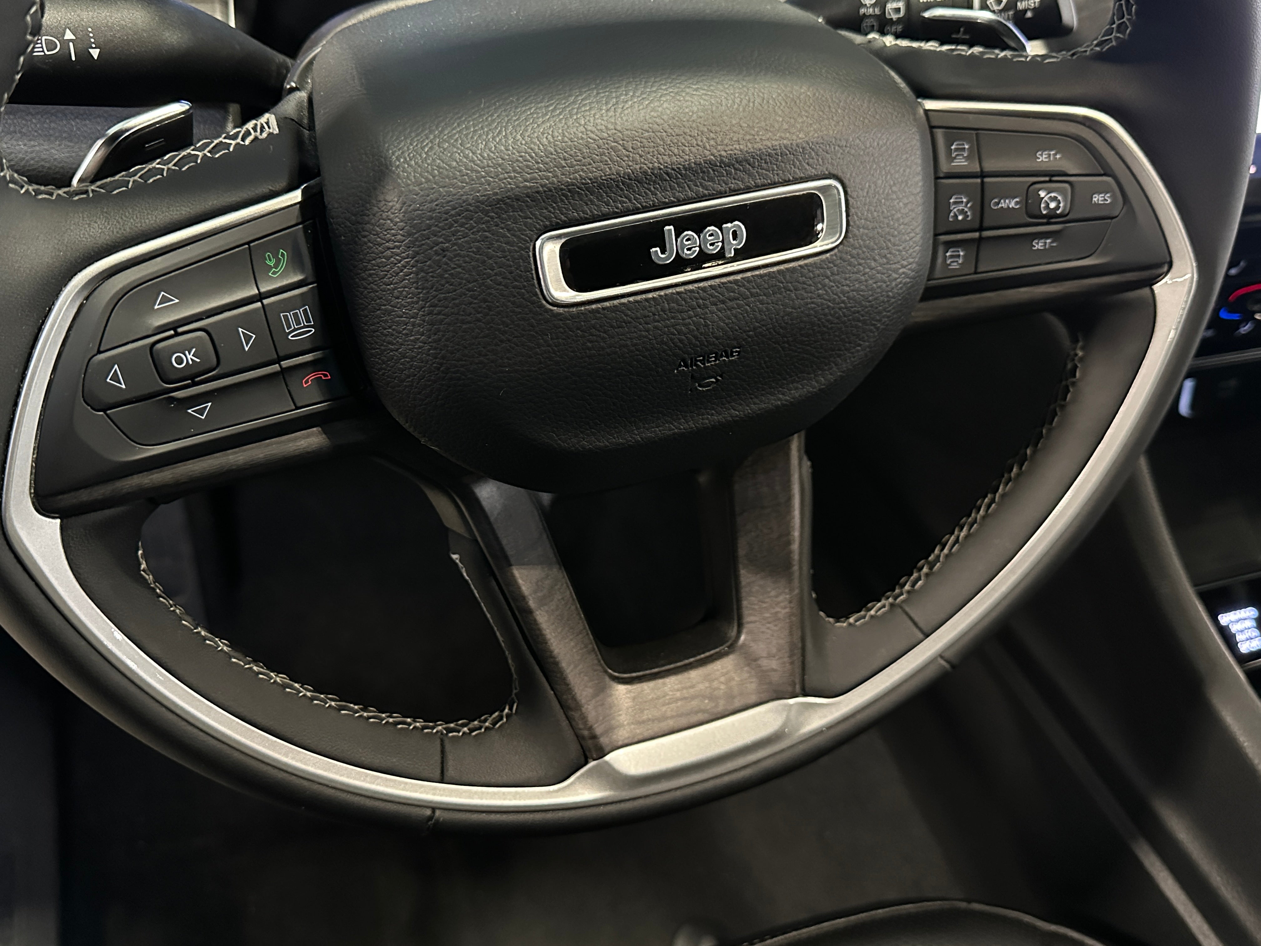 2024 Jeep Grand Cherokee L Limited Edition 4