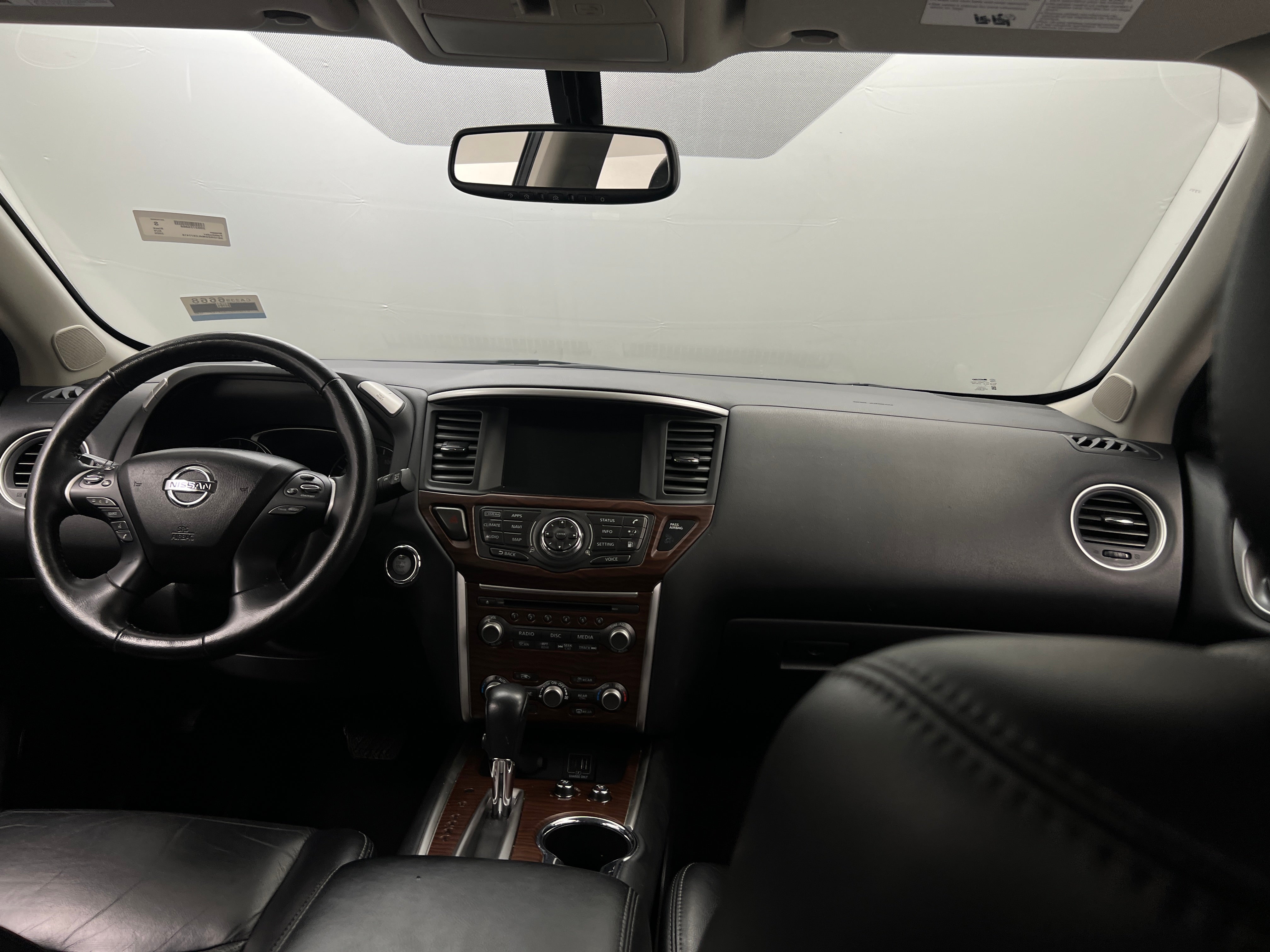 2020 Nissan Pathfinder Platinum 2