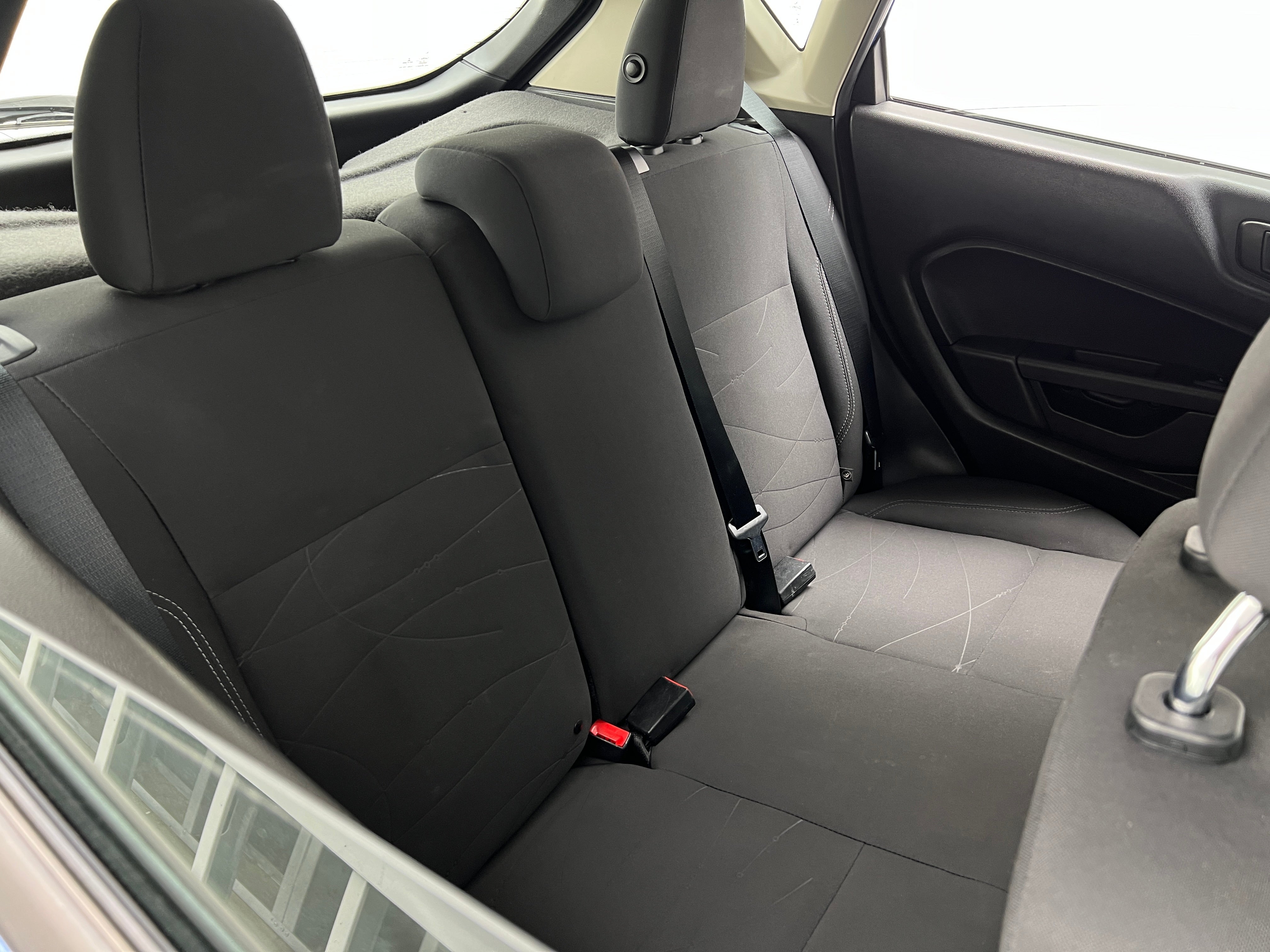 2019 Ford Fiesta SE 6