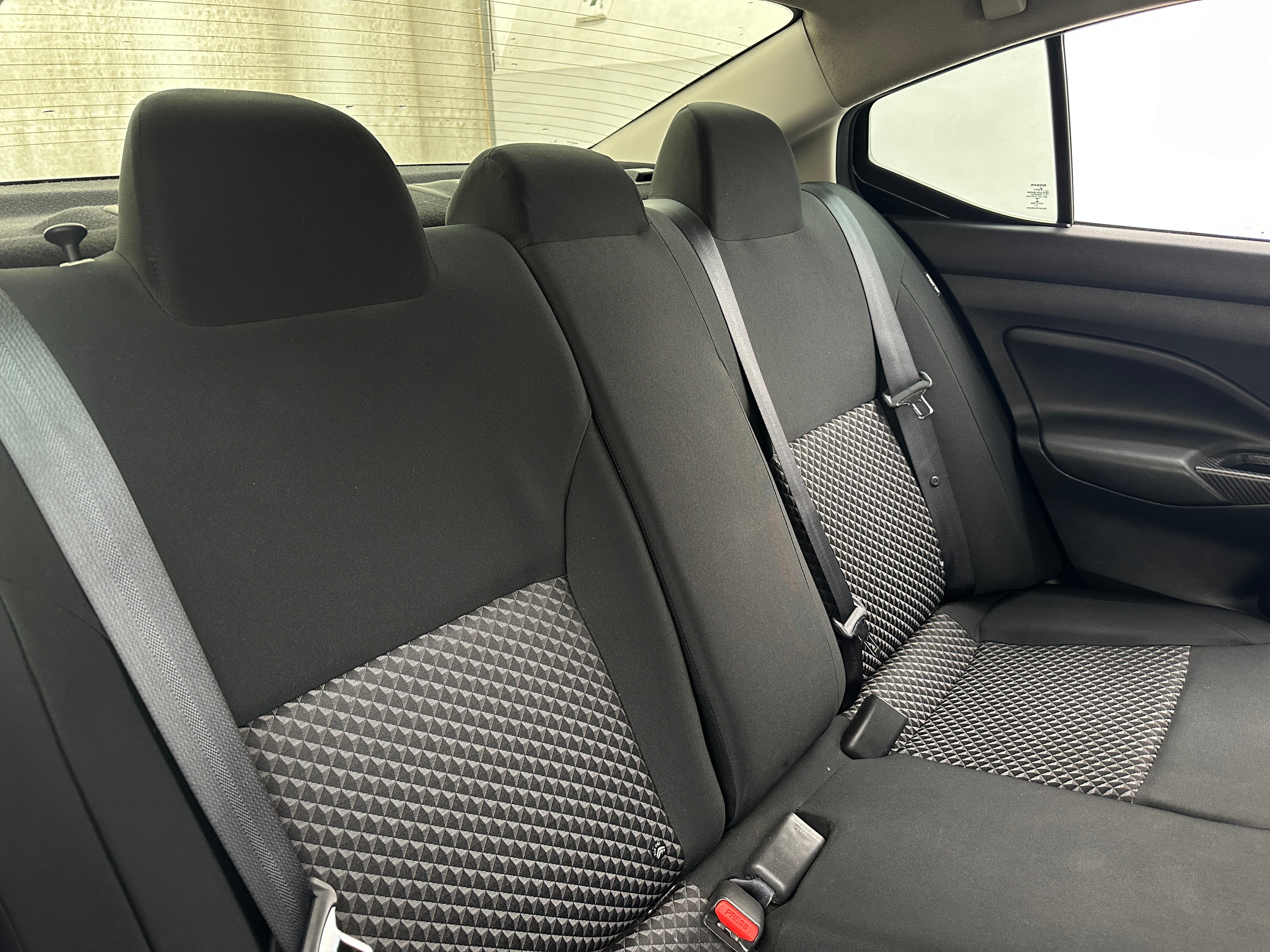2020 Nissan Versa S 6