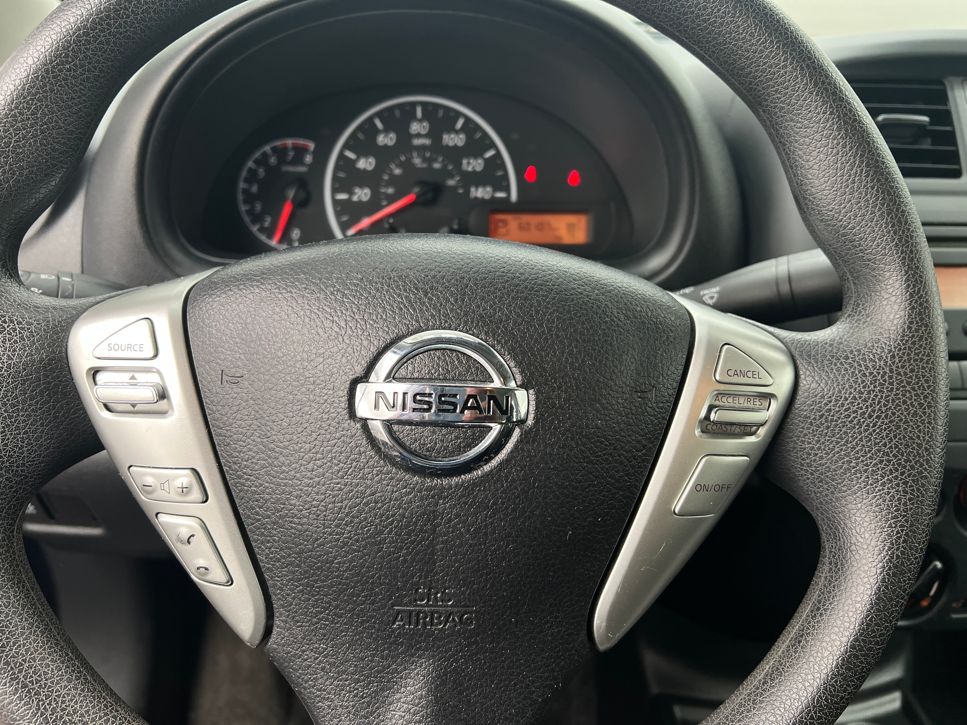 2016 Nissan Versa S Plus 5