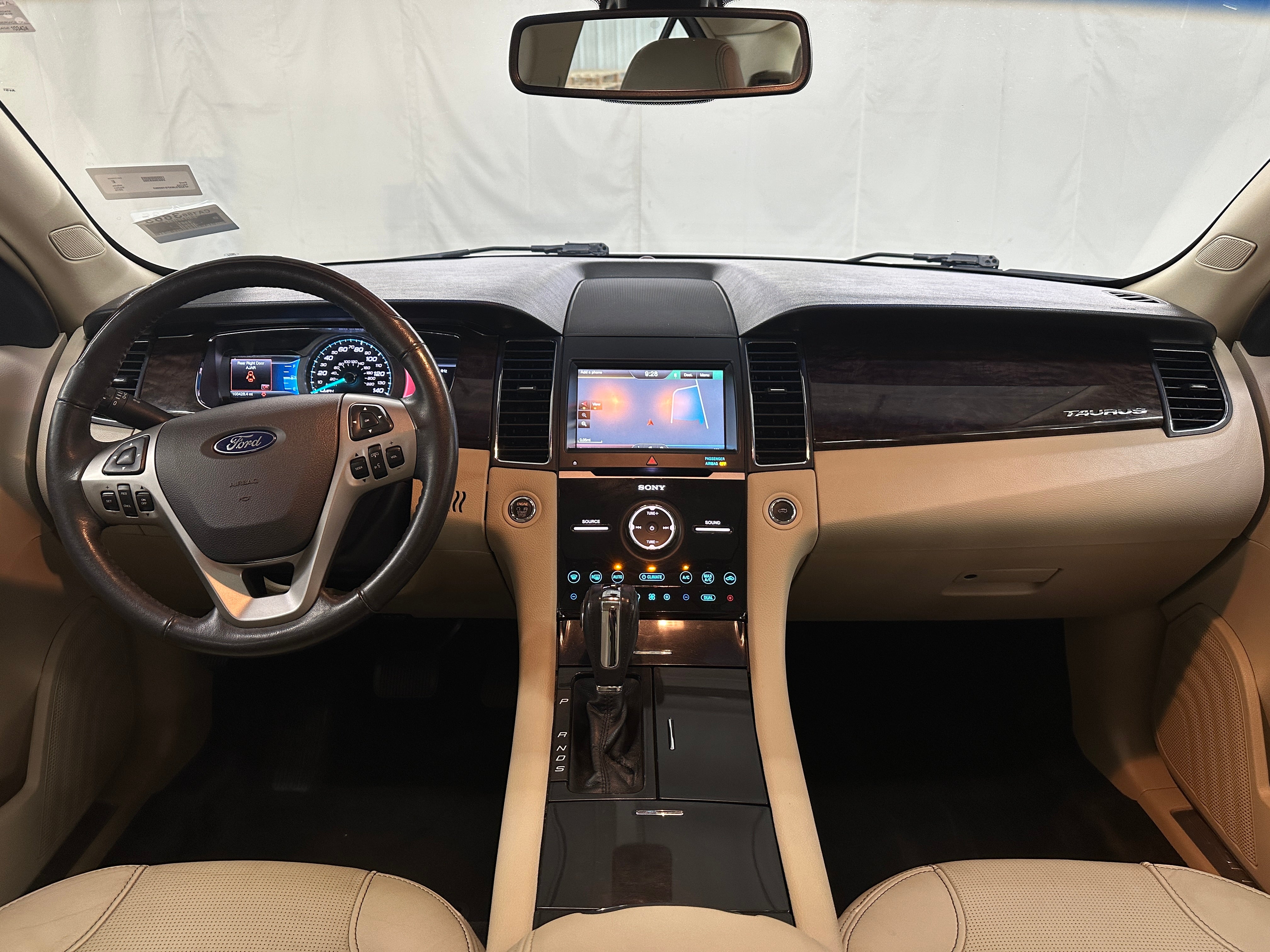 2015 Ford Taurus Limited Edition 2