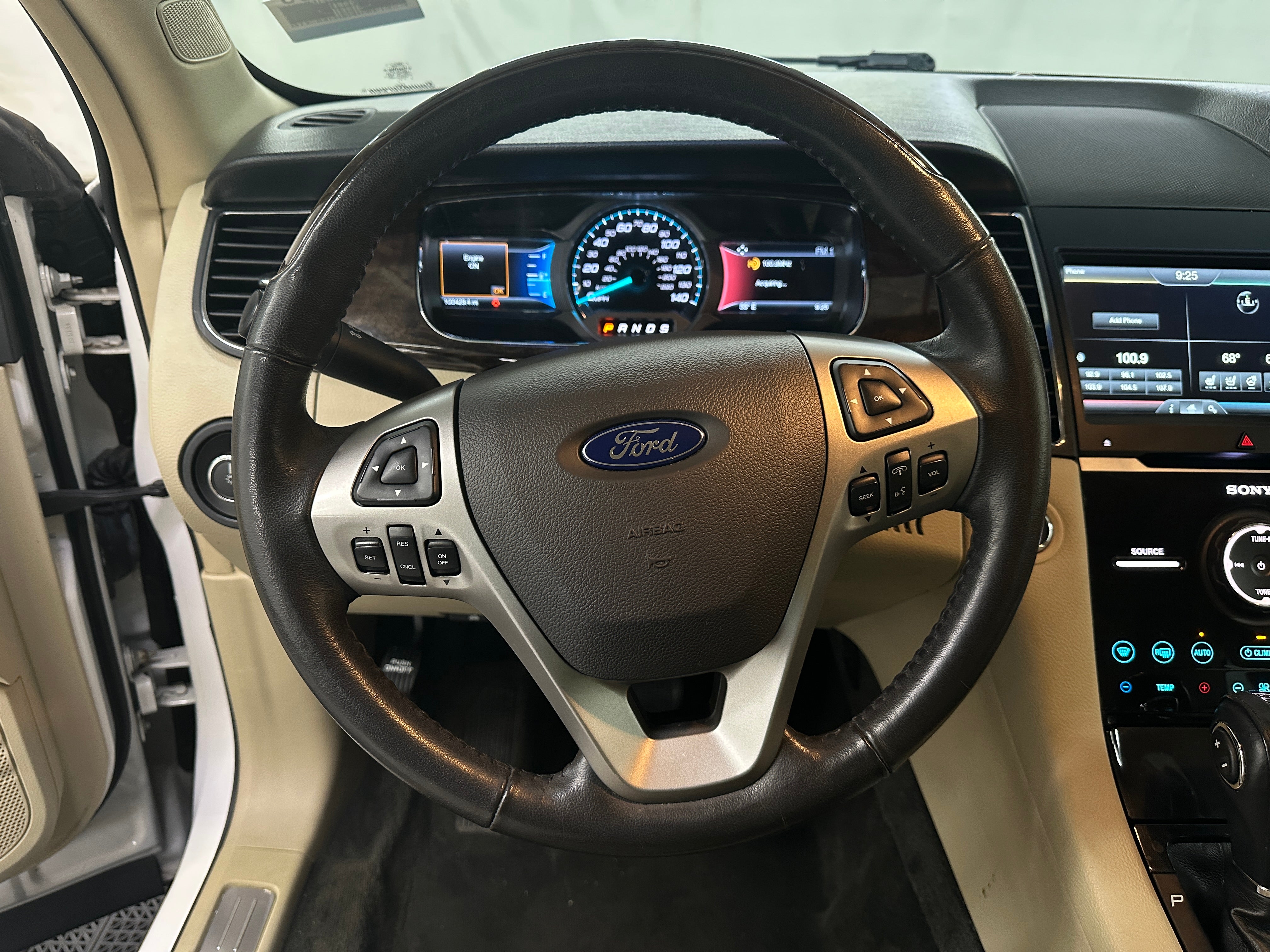 2015 Ford Taurus Limited Edition 4