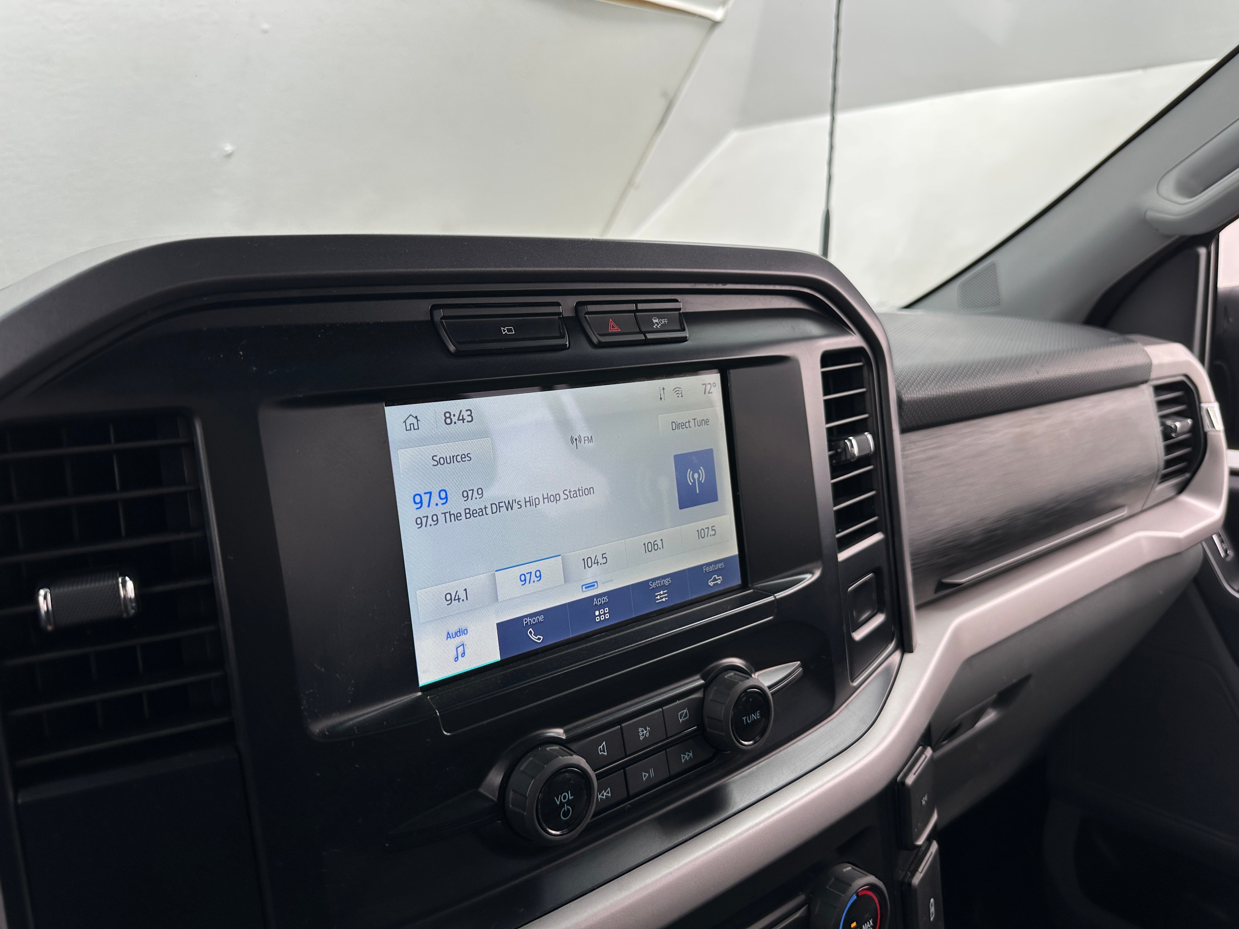 2023 Ford Econoline E-150 4
