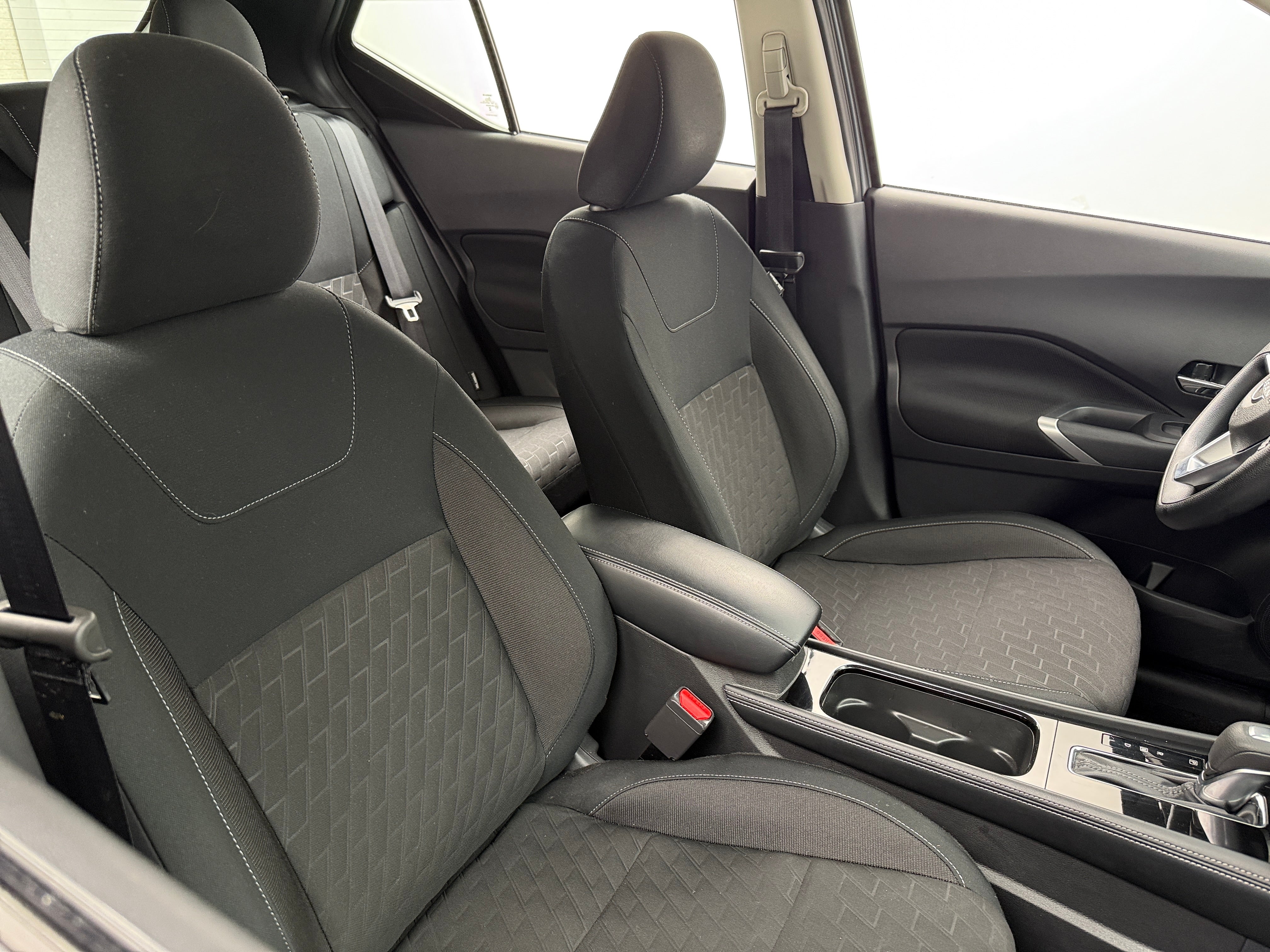 2024 Nissan Kicks SV 2