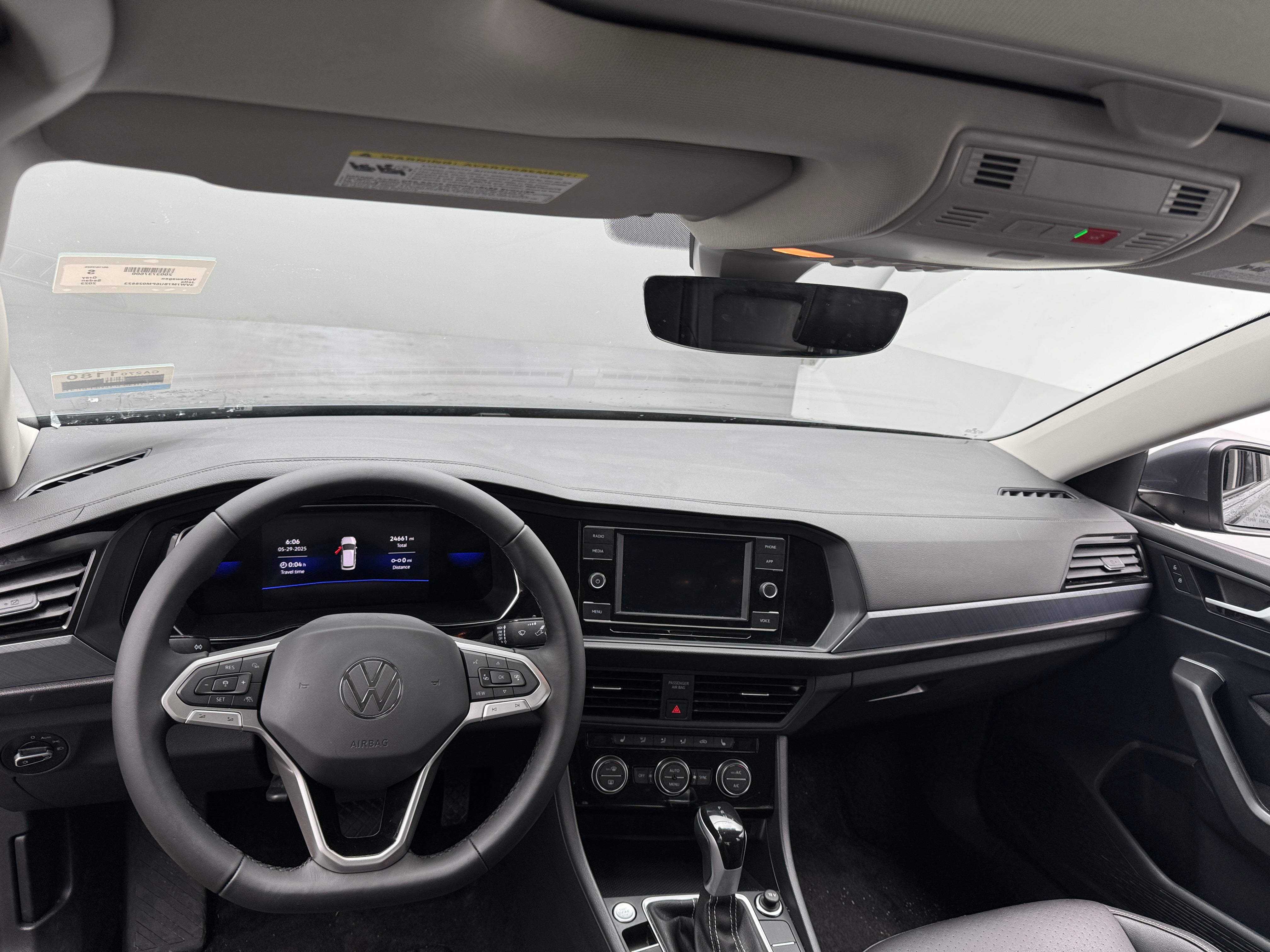 2023 Volkswagen Jetta SE 2