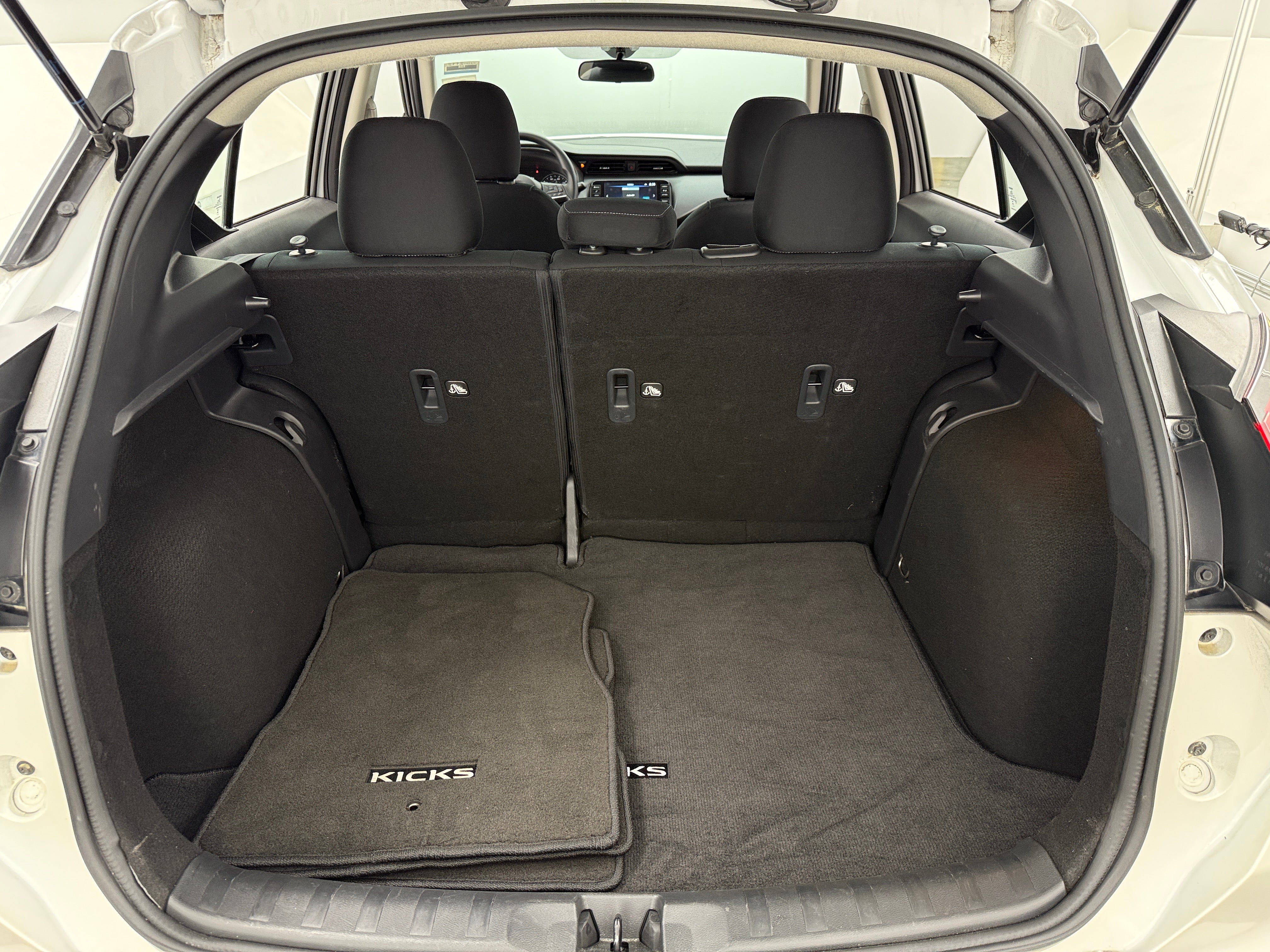 2024 Nissan Kicks SV 7