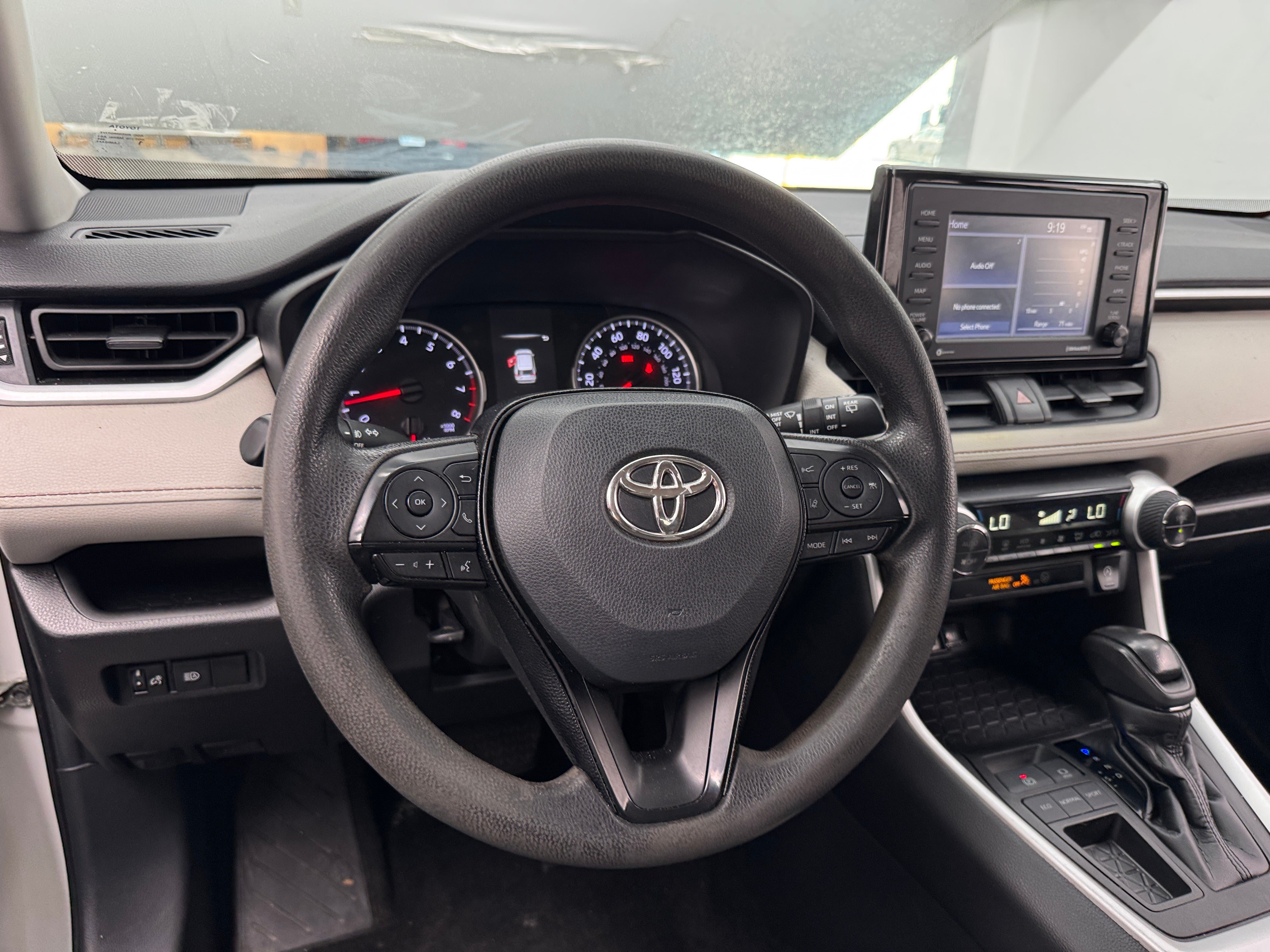 2021 Toyota RAV4 XLE 5