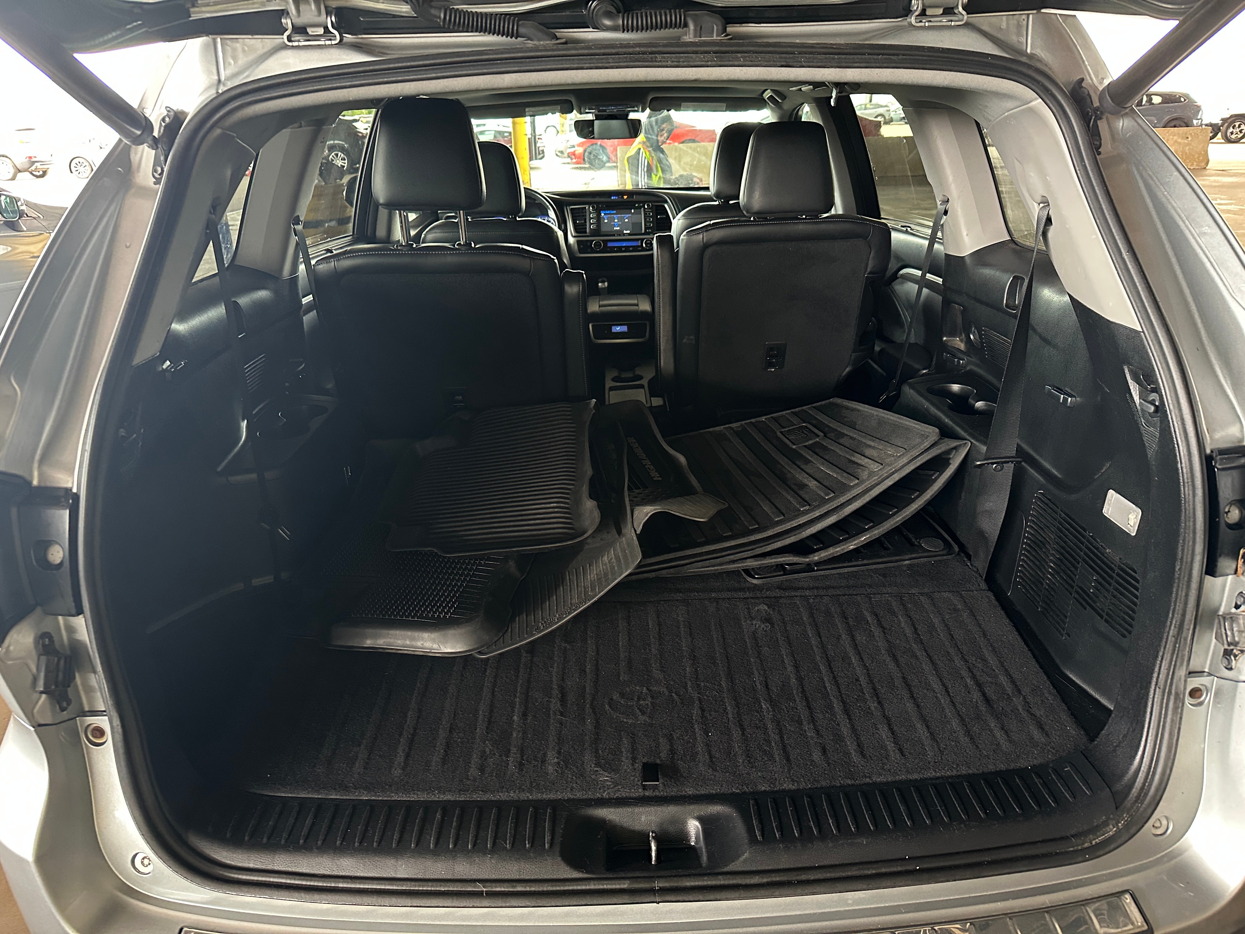 2017 Toyota Highlander SE 6