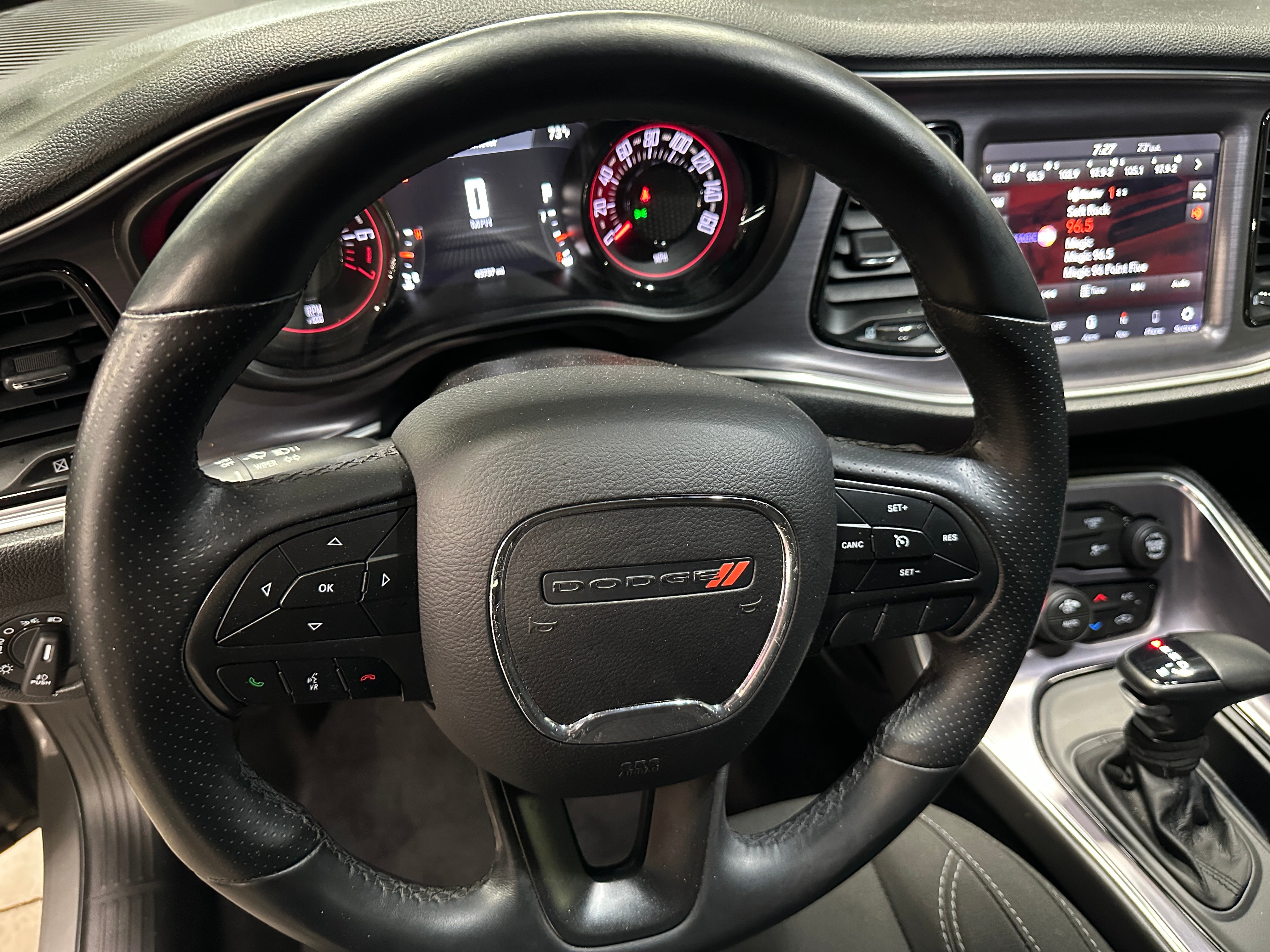 2018 Dodge Challenger SXT 4