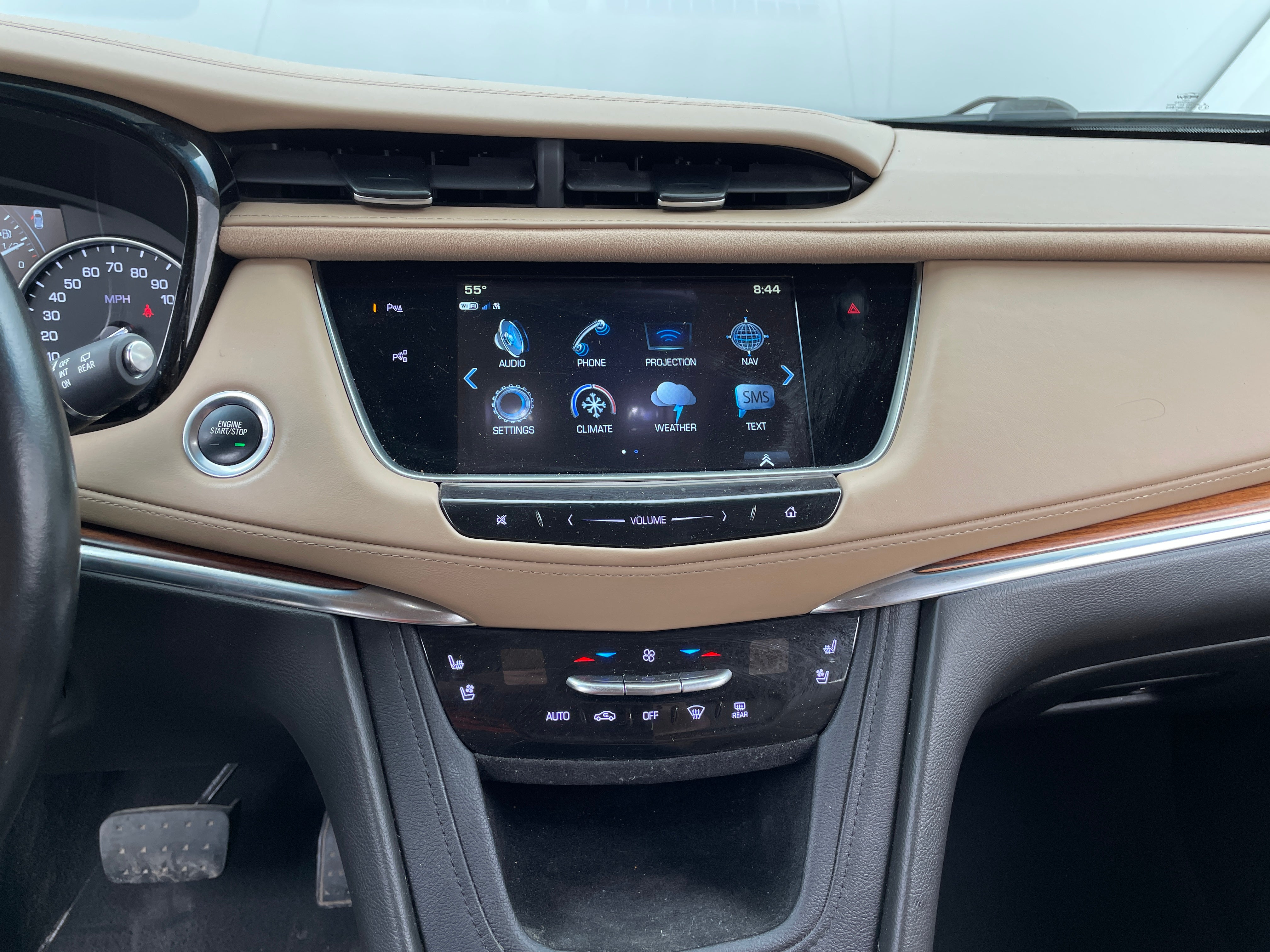 2019 Cadillac XT5 Platinum 3