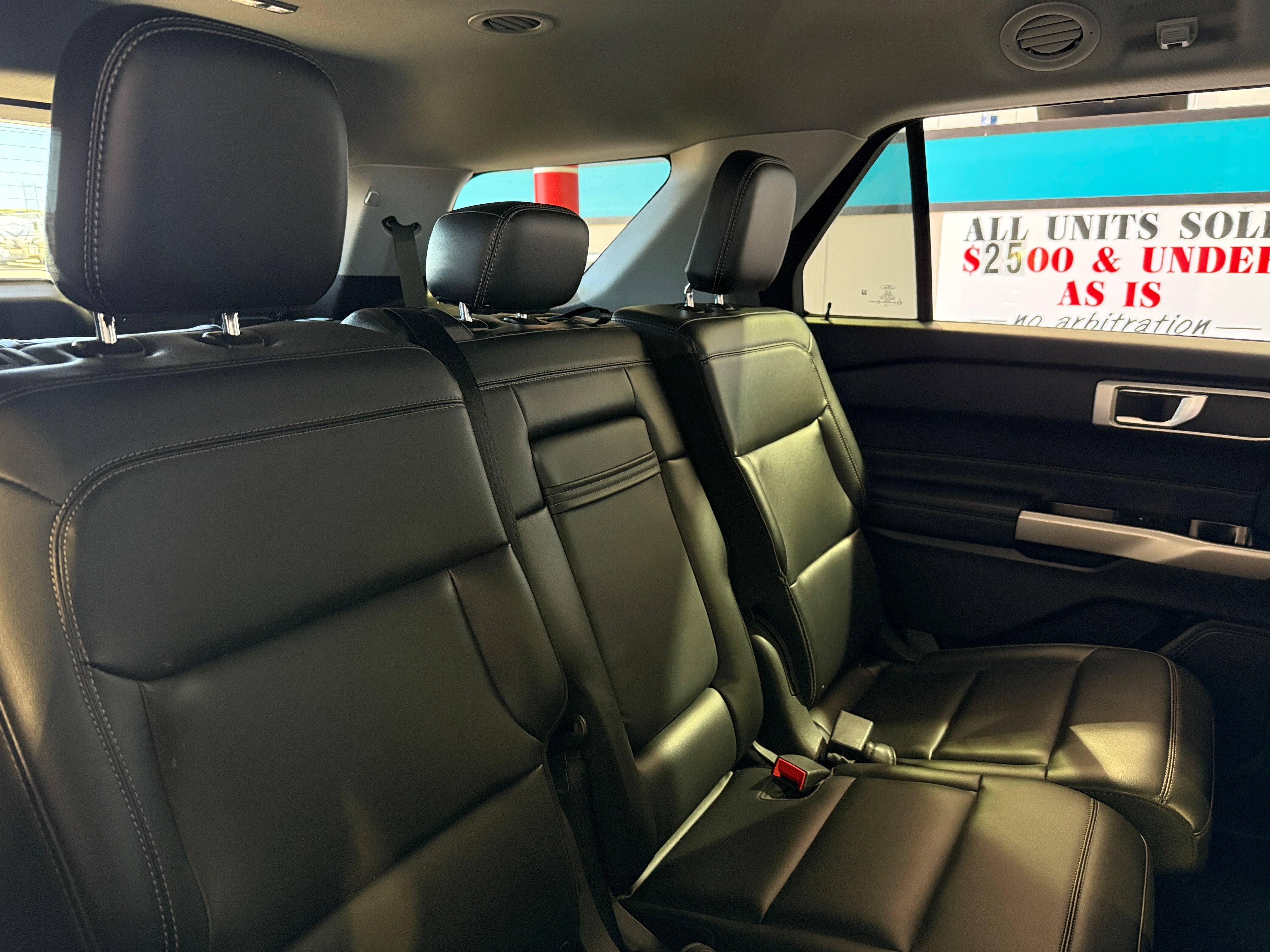 2024 Ford Explorer XLT 6