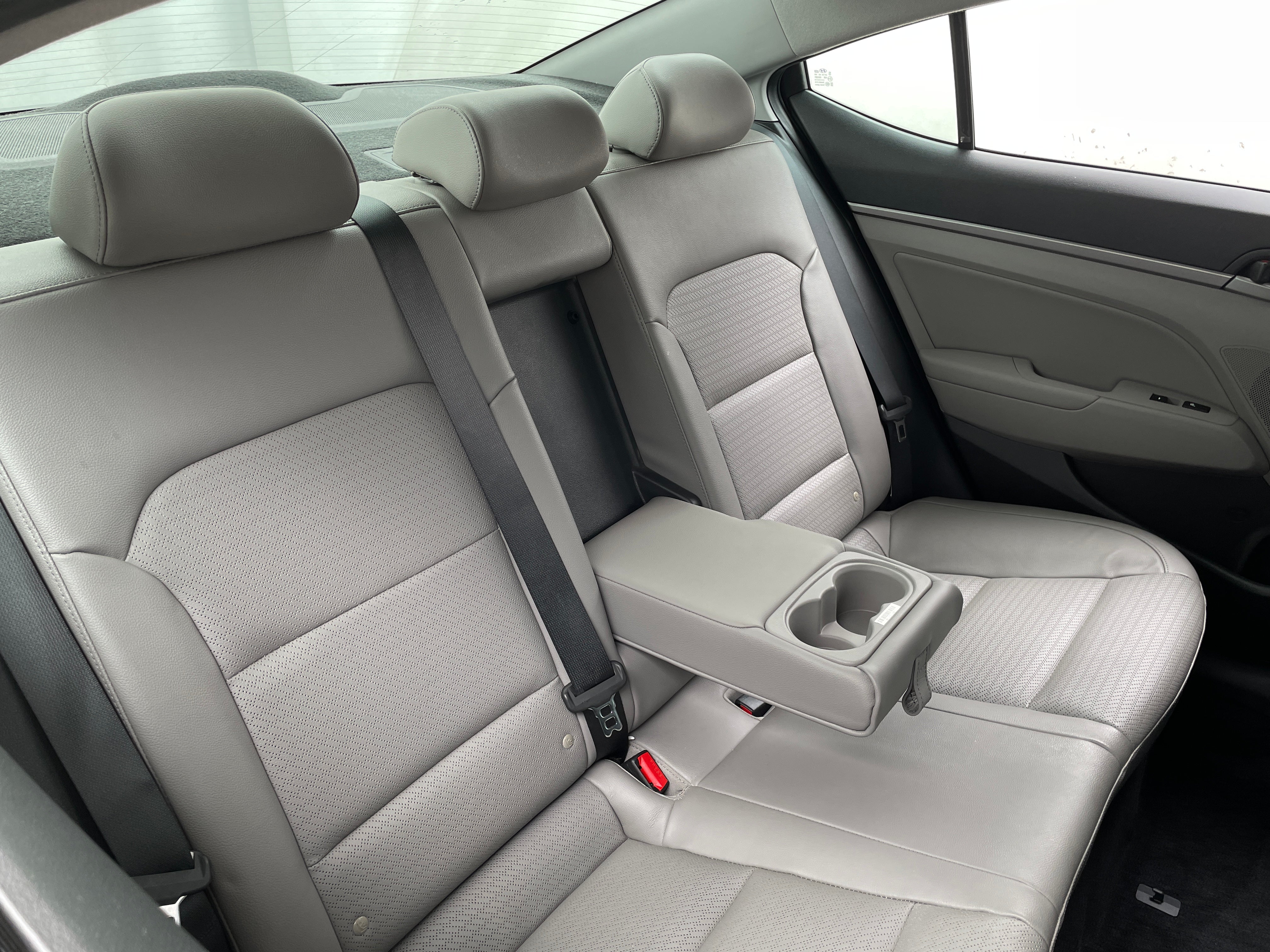 2017 Hyundai Elantra Limited Edition 5