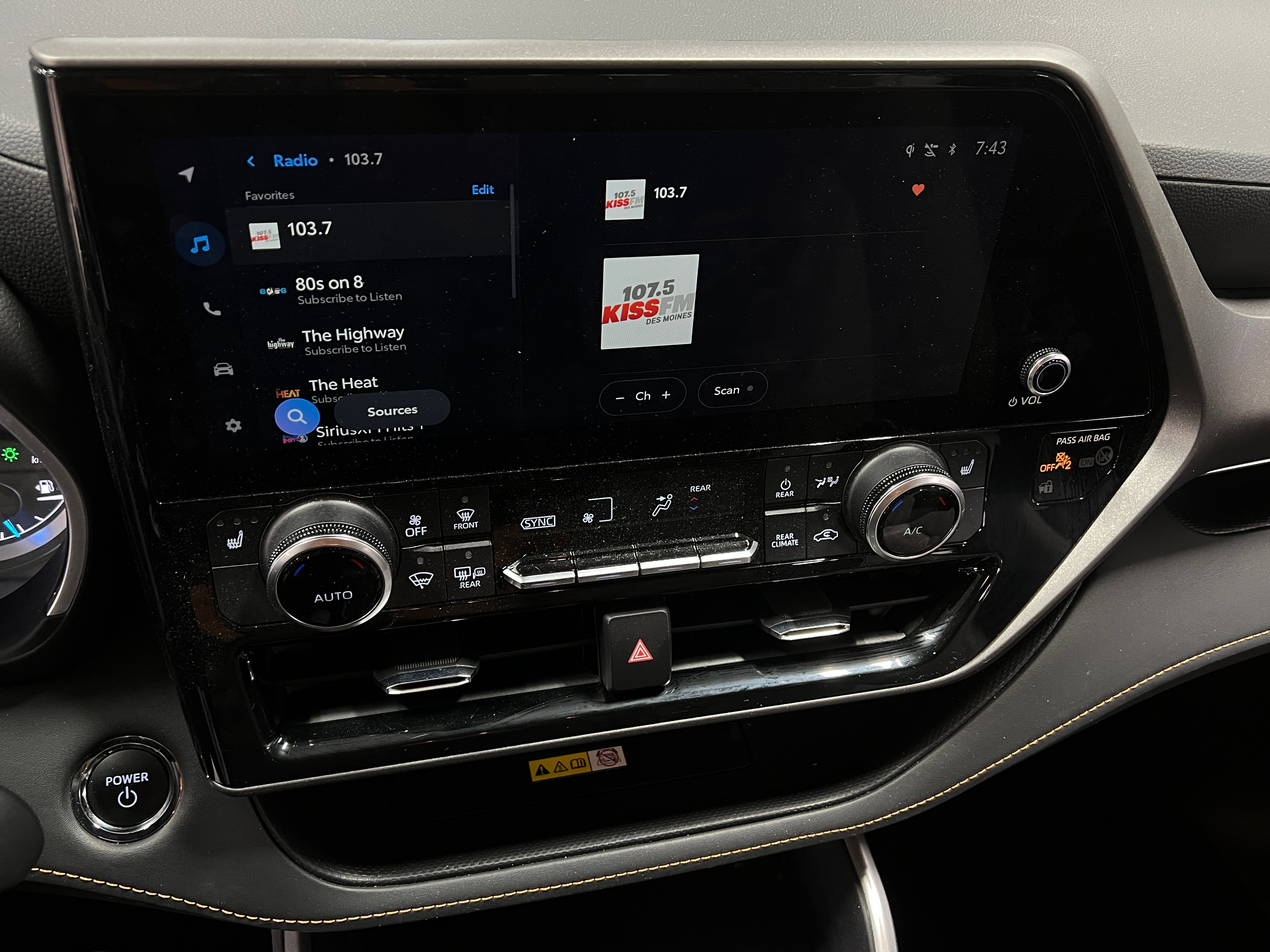2023 Toyota Highlander Bronze Edition 4