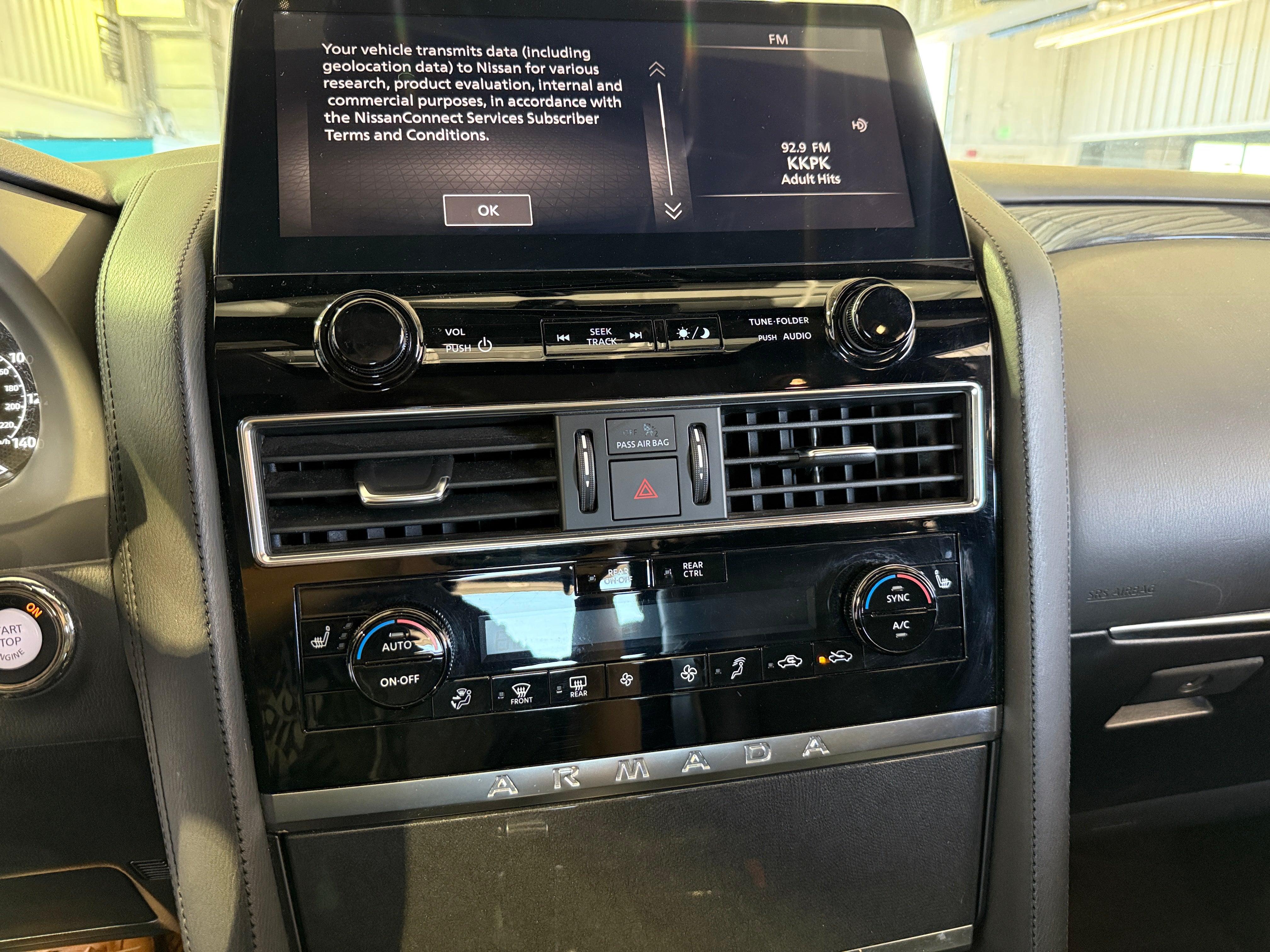 2023 Nissan Armada SL 3