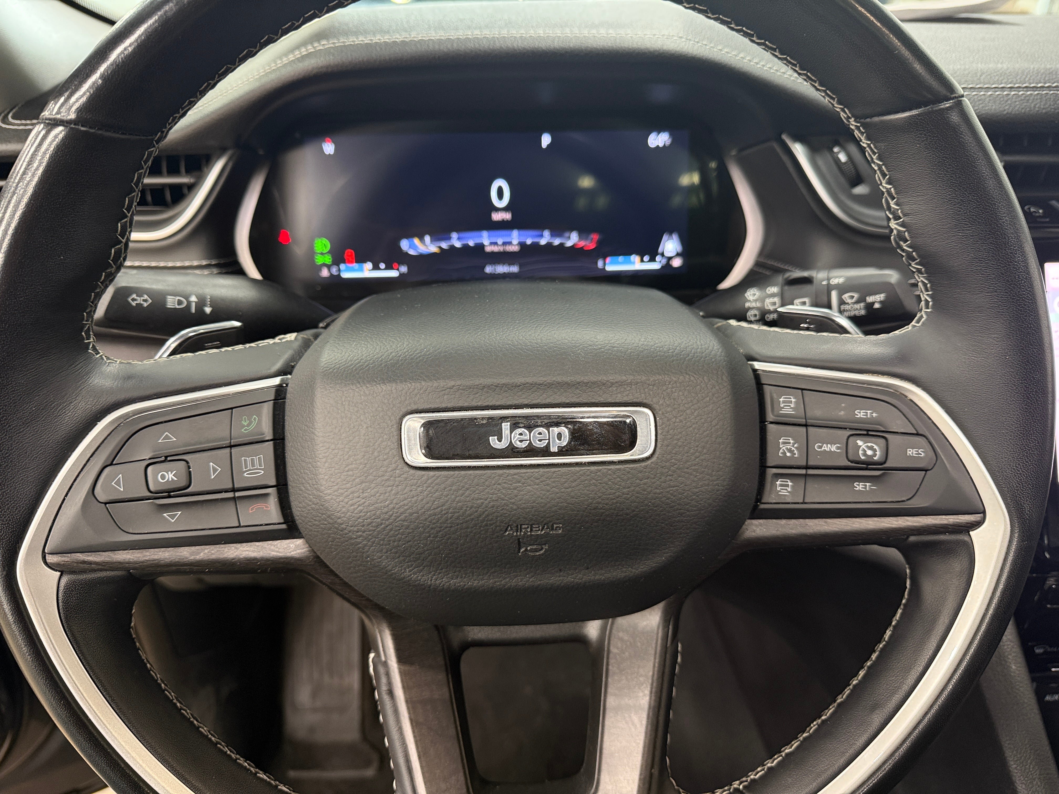 2022 Jeep Grand Cherokee L Limited Edition 4