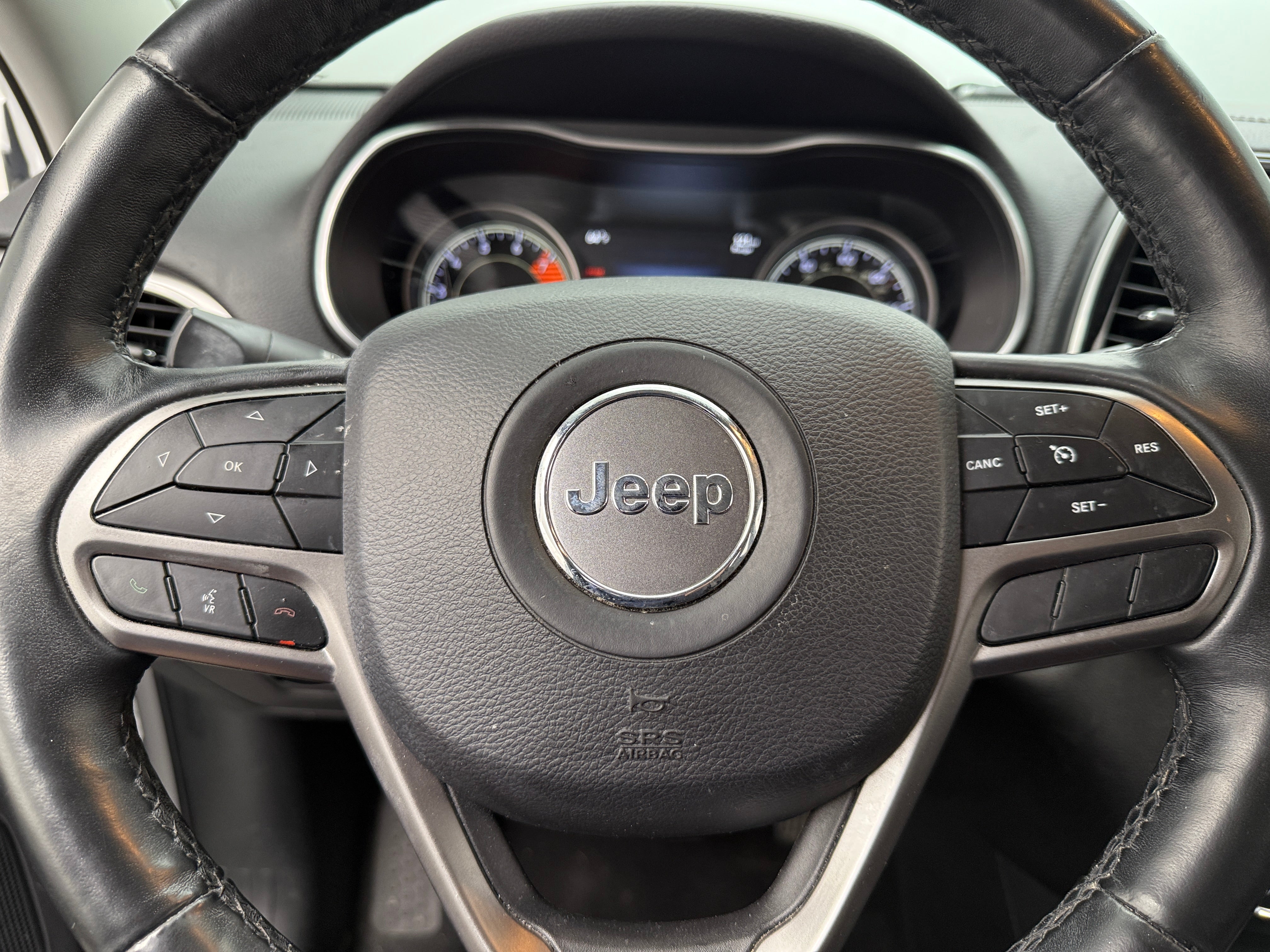 2019 Jeep Cherokee Limited Edition 4