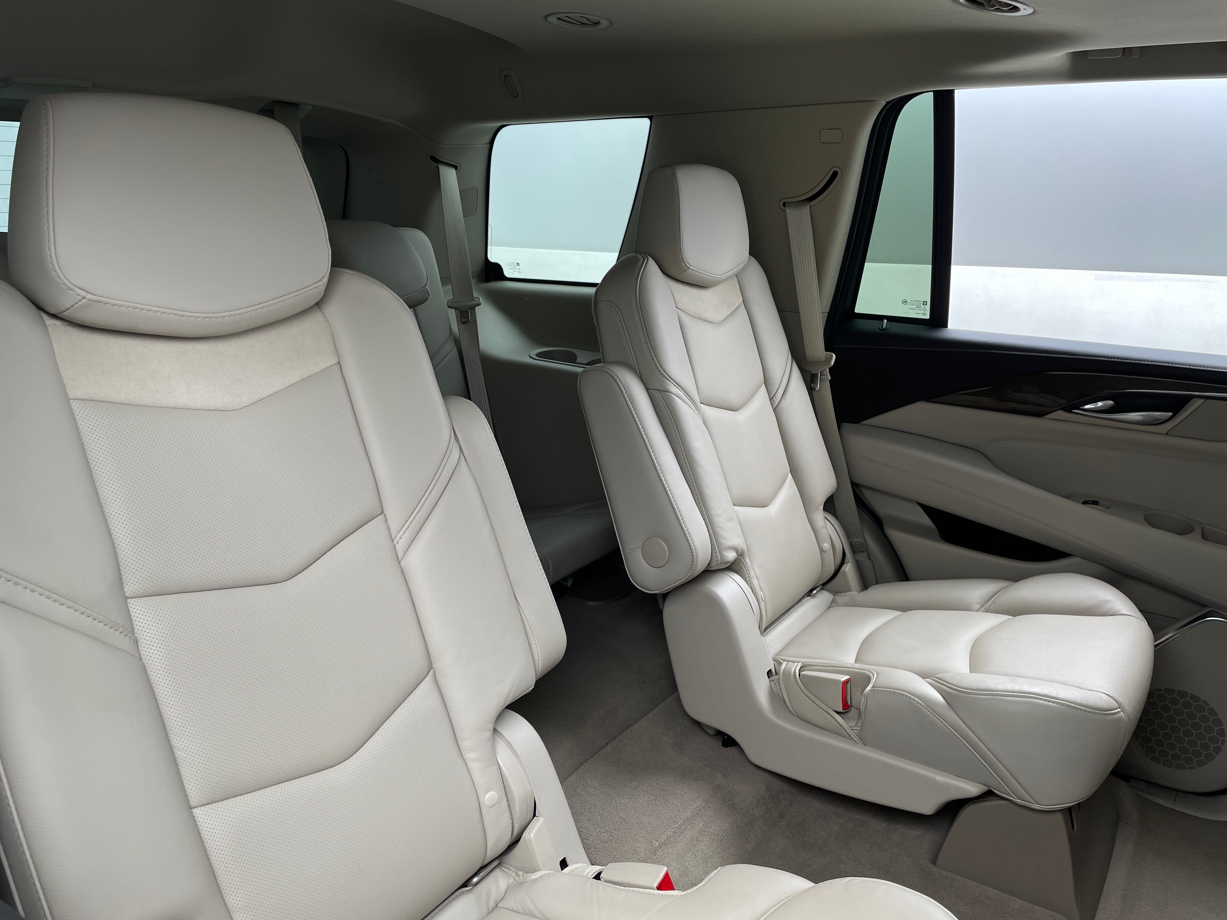 2018 Cadillac Escalade Luxury 5