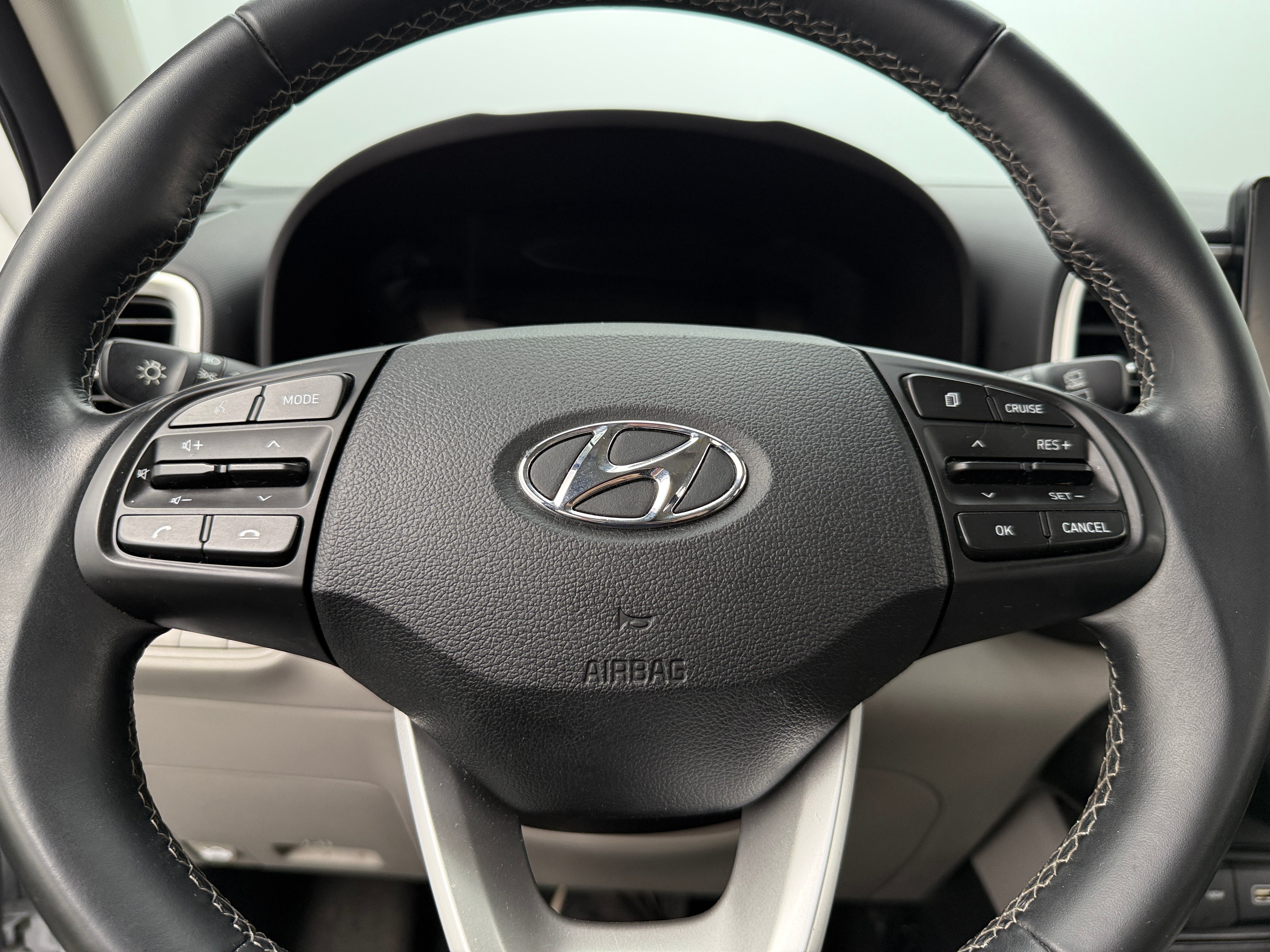 2022 Hyundai Venue SEL 5