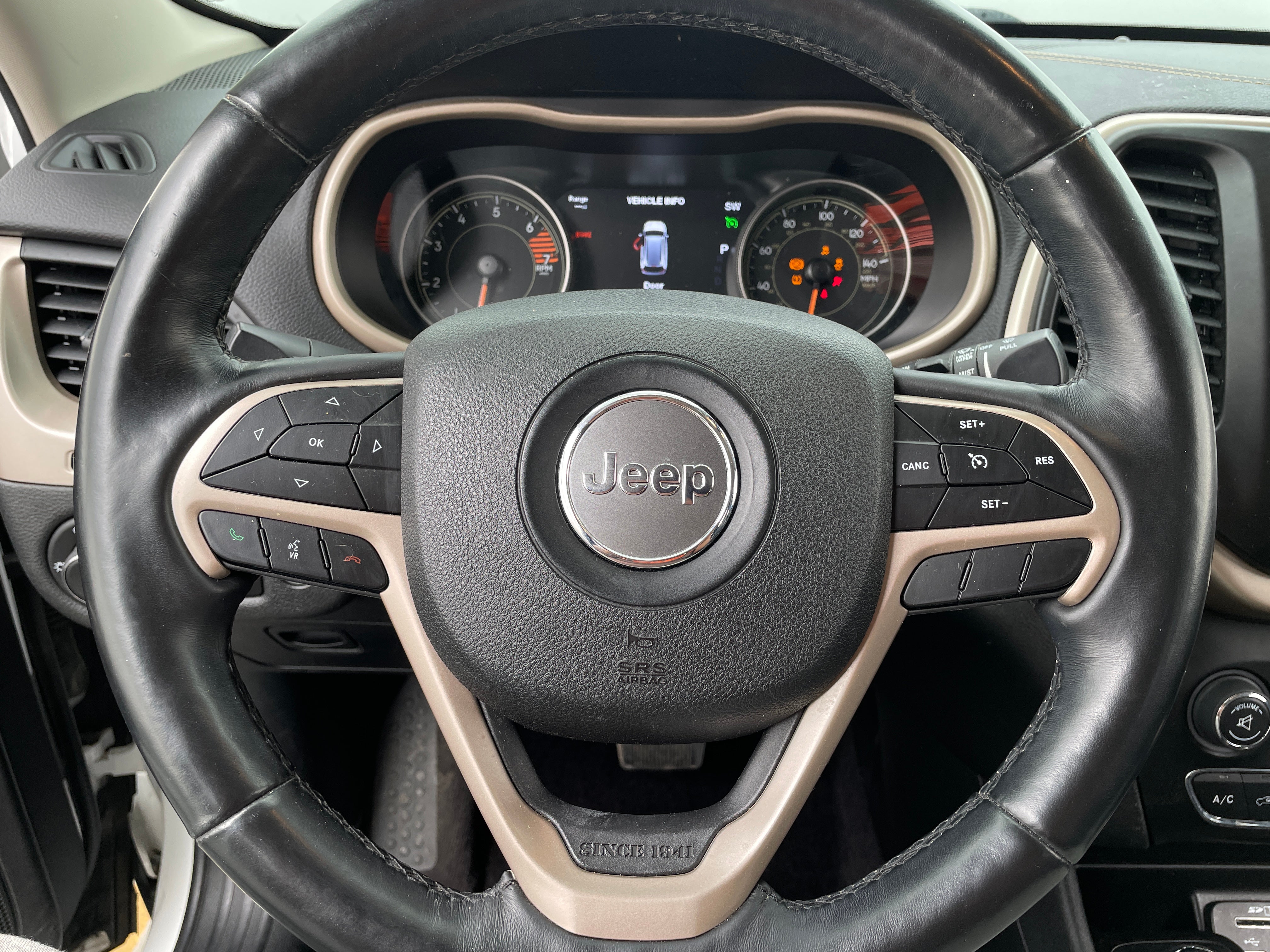 2018 Jeep Cherokee Limited Edition 4