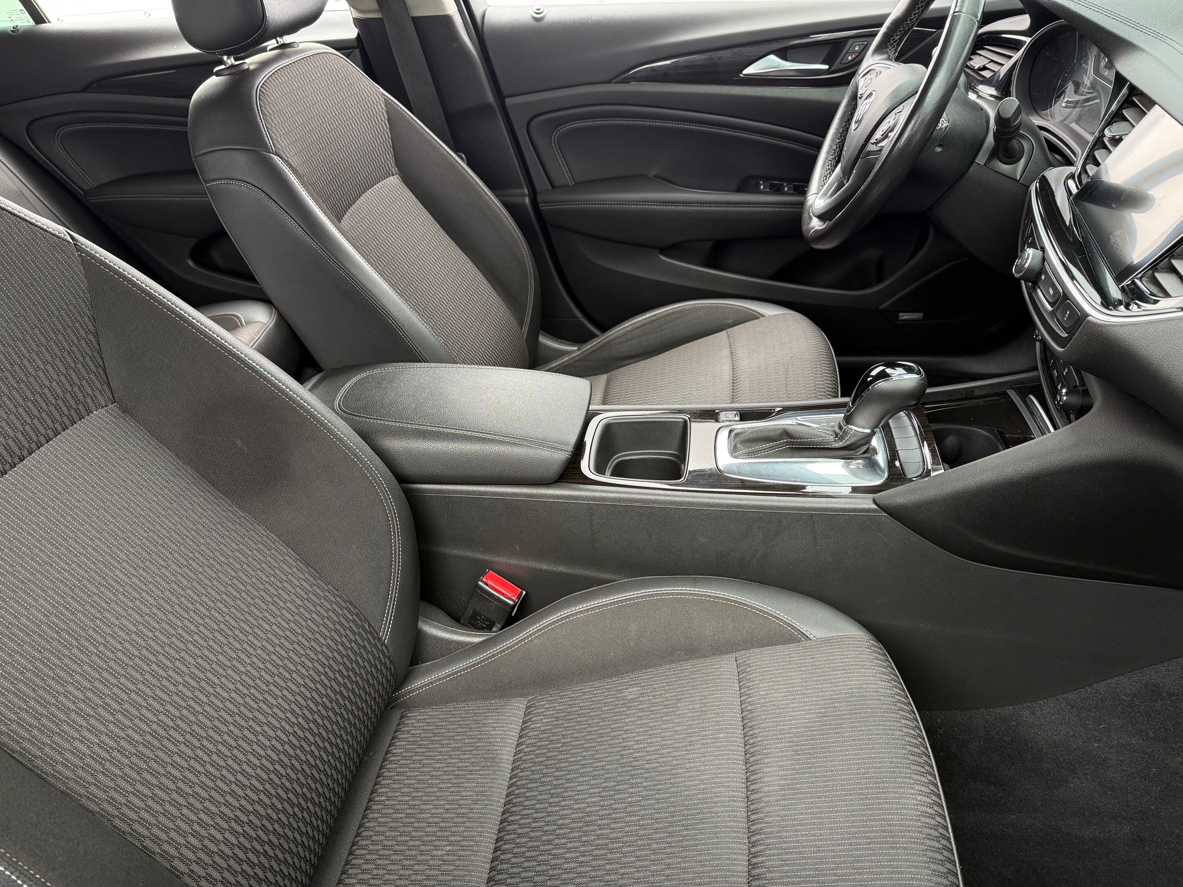 2019 Buick Regal Preferred 2