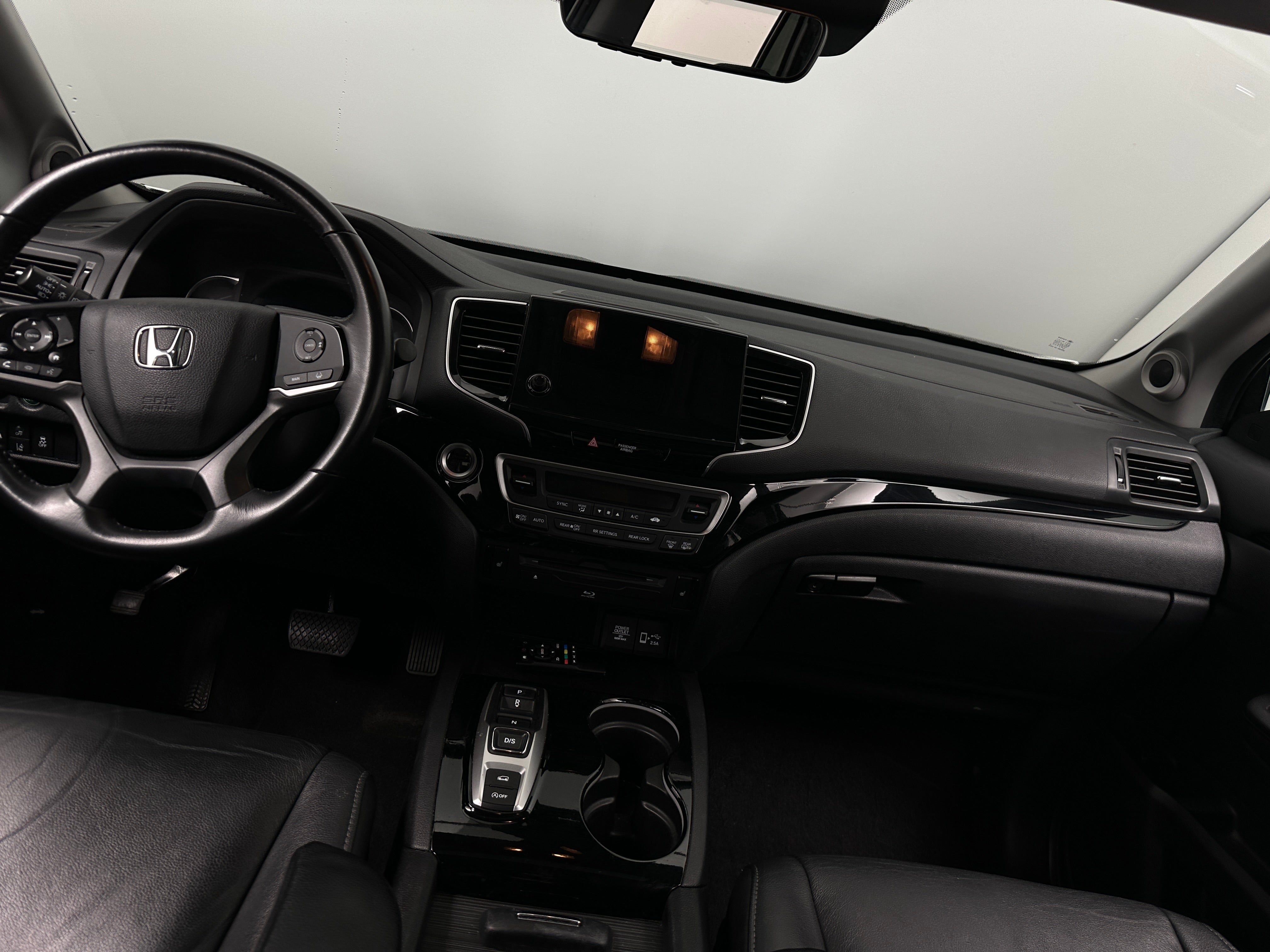 2020 Honda Pilot Touring 2
