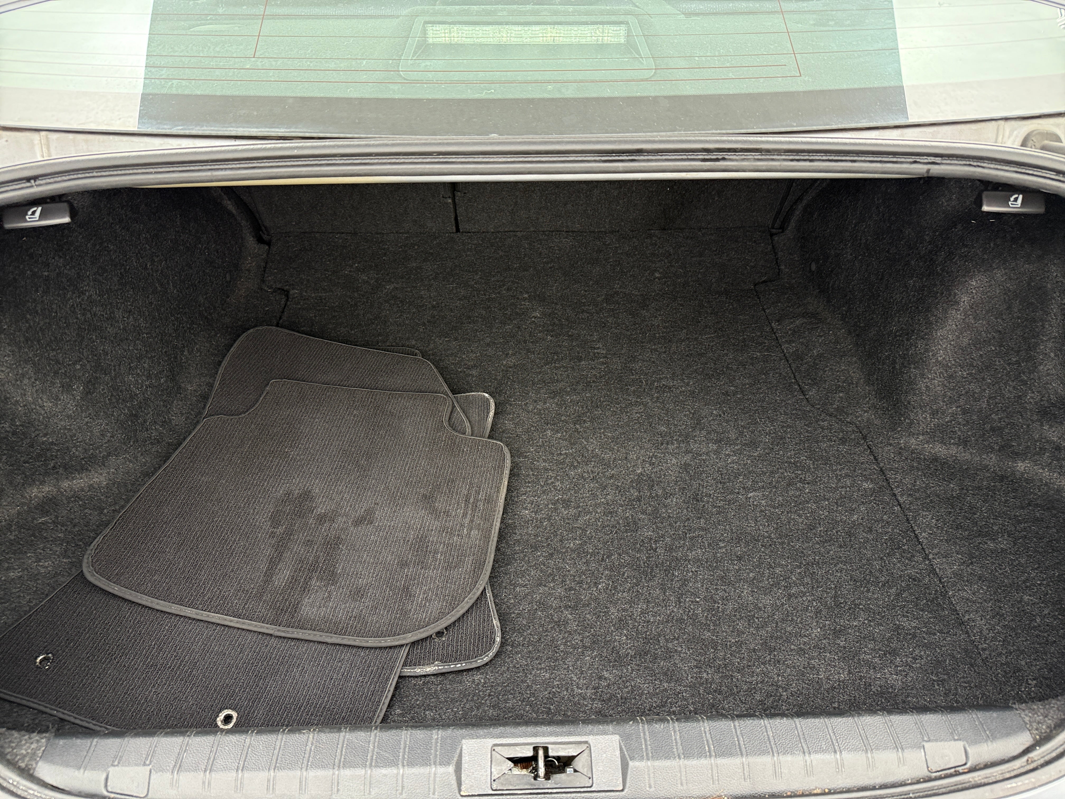 2015 Subaru Legacy Premium 7
