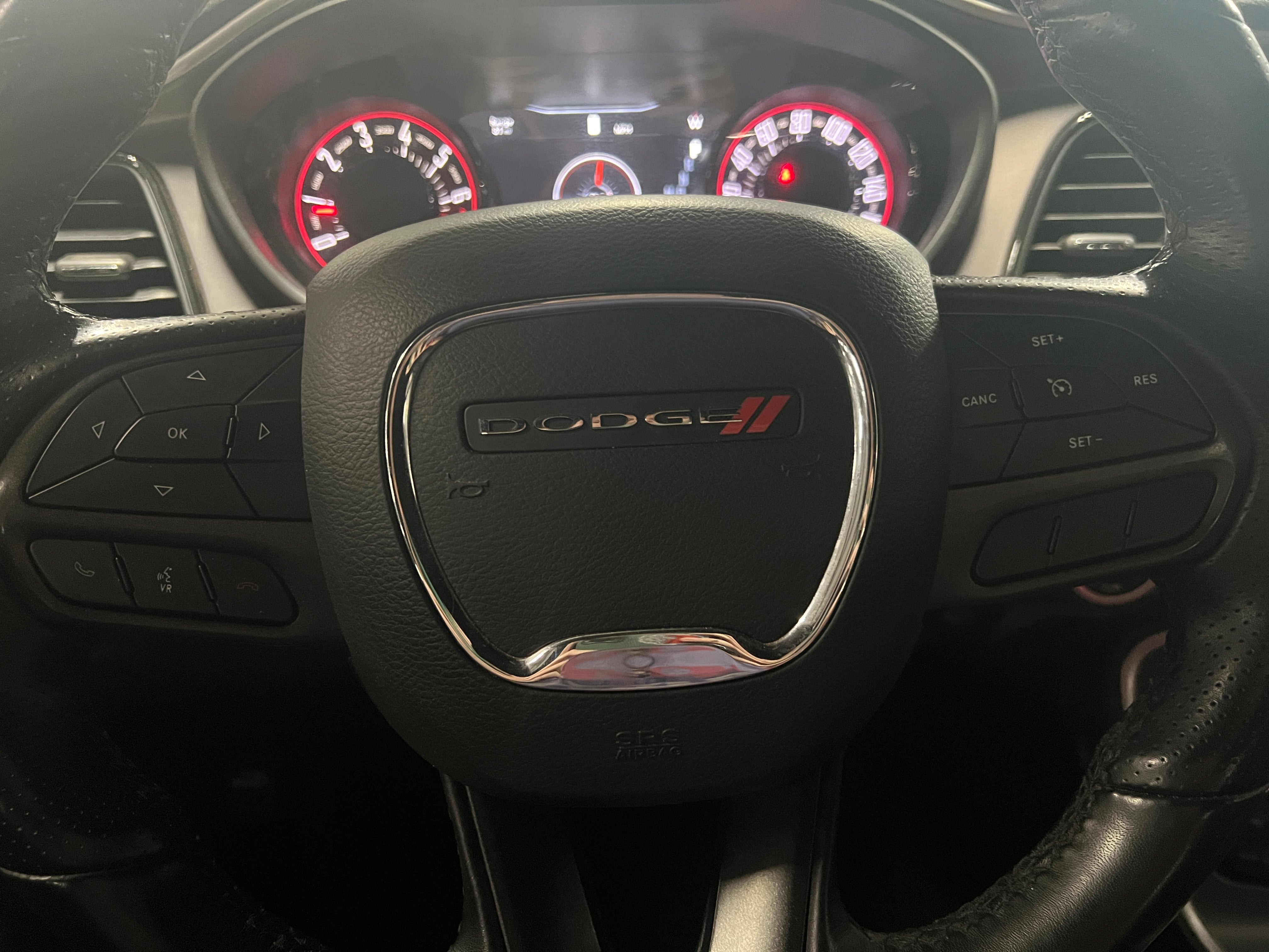 2022 Dodge Challenger SXT 4
