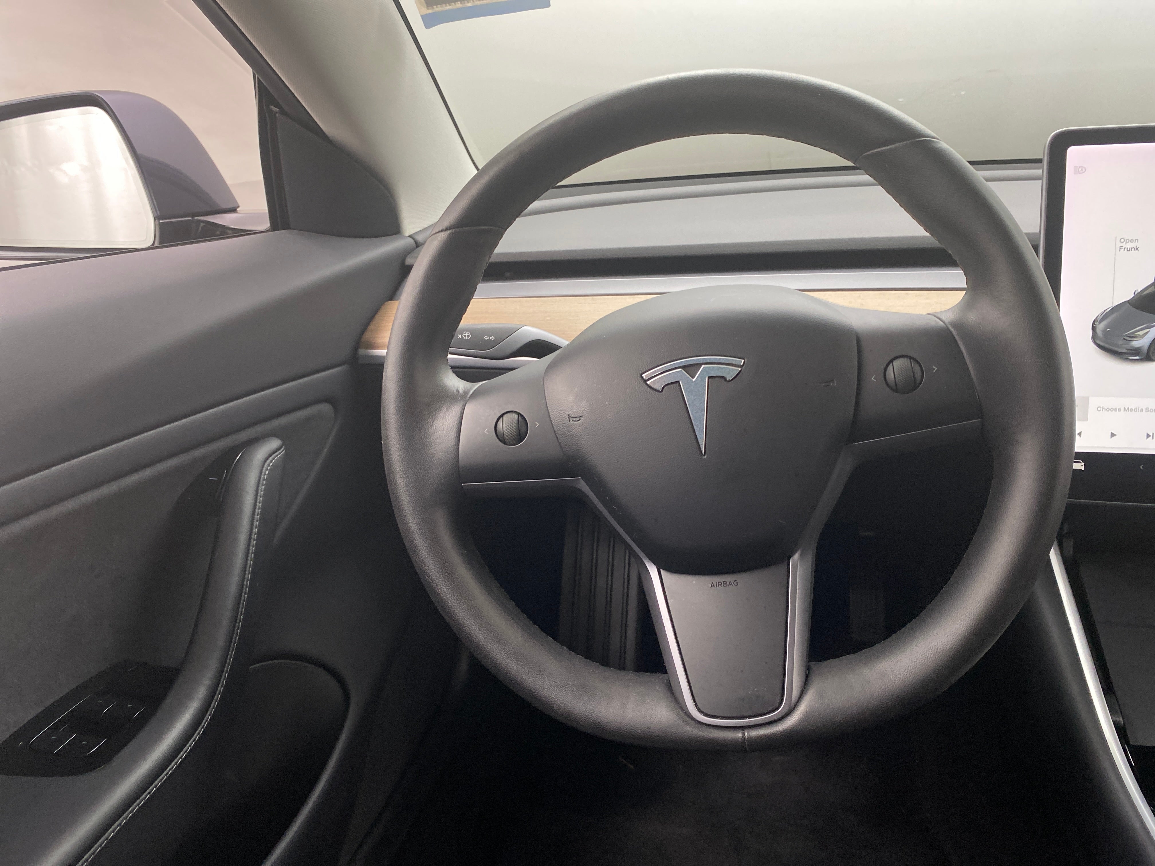 2019 Tesla Model 3 Standard Range 4