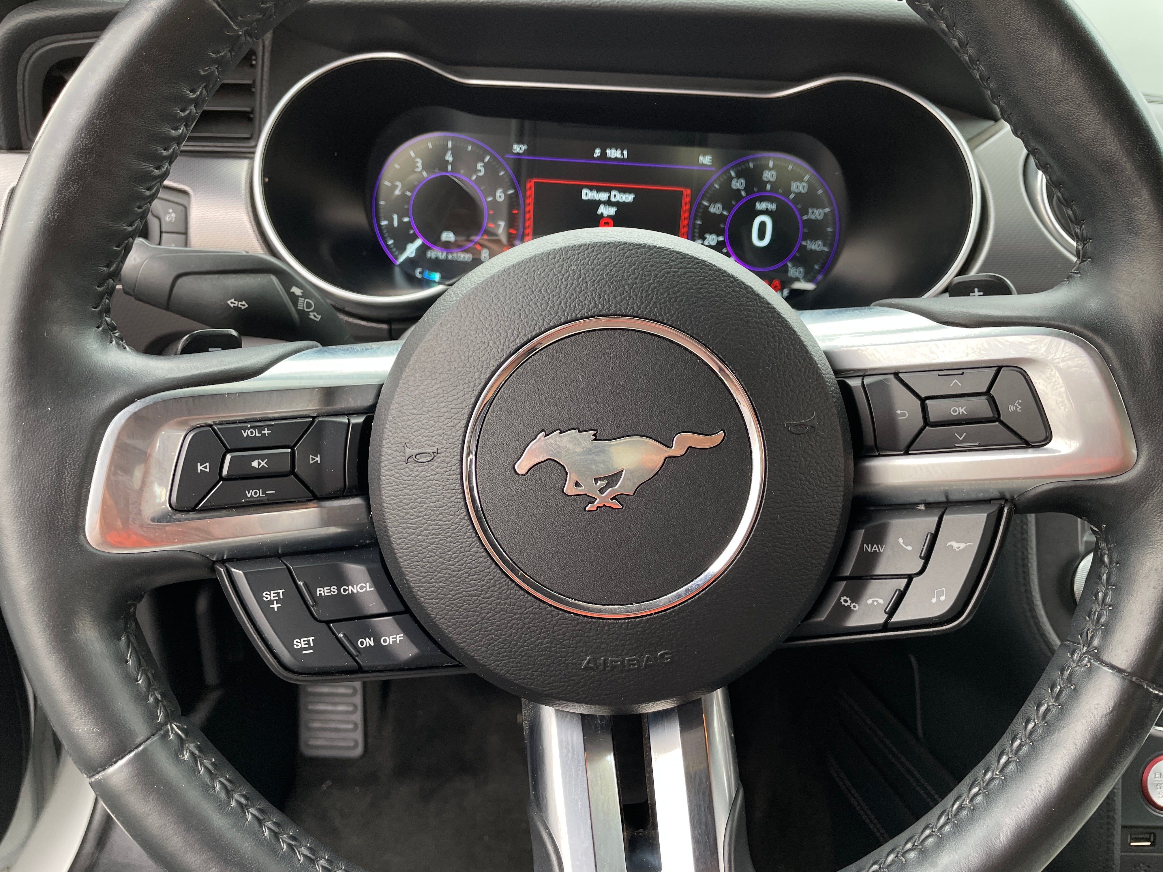 2018 Ford Mustang  3