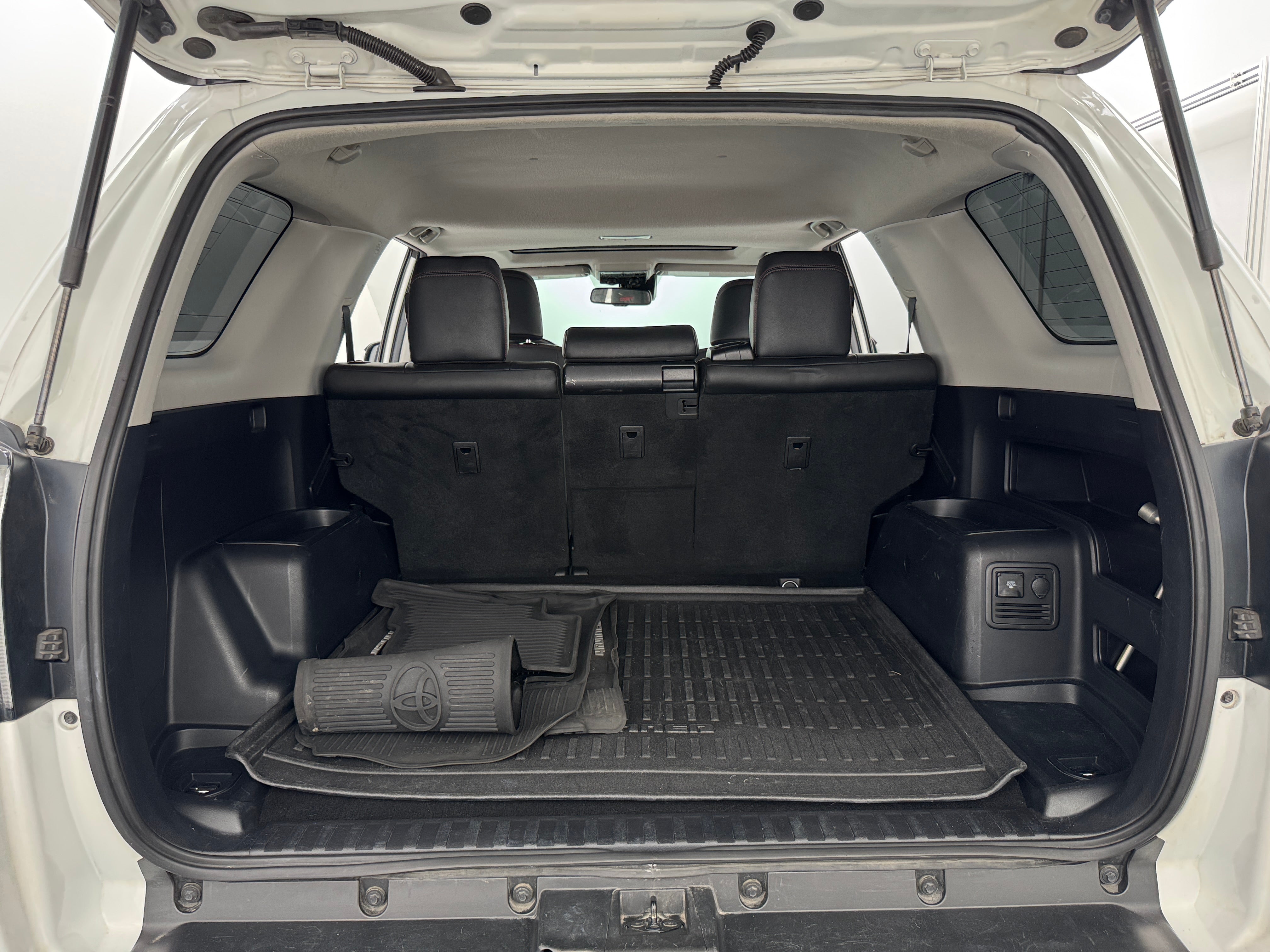 2020 Toyota 4Runner Venture 6