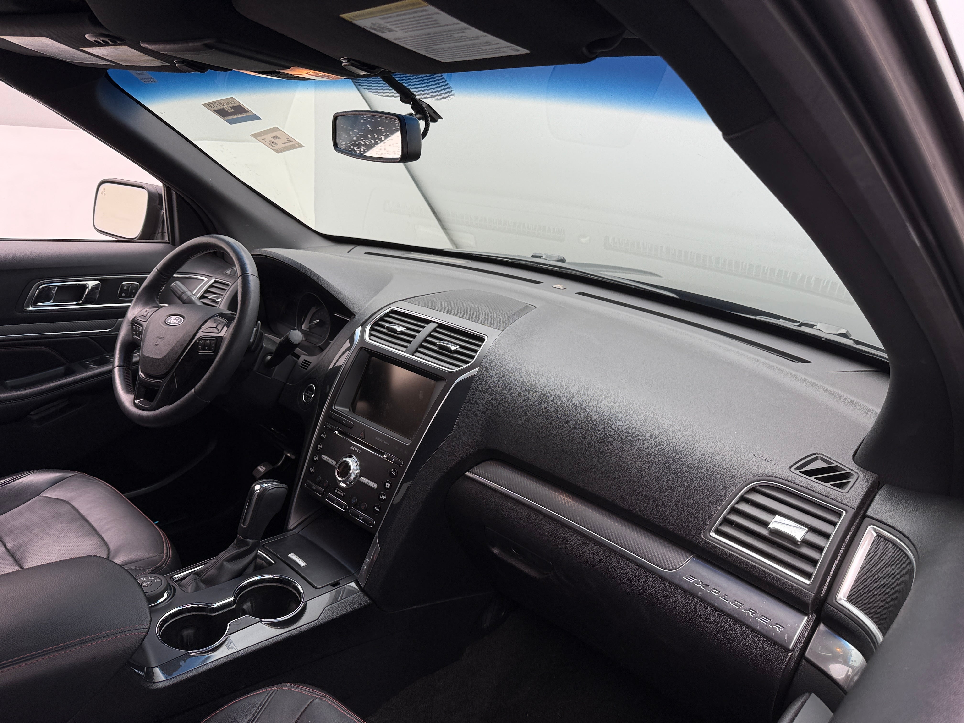 2016 Ford Explorer Sport 2