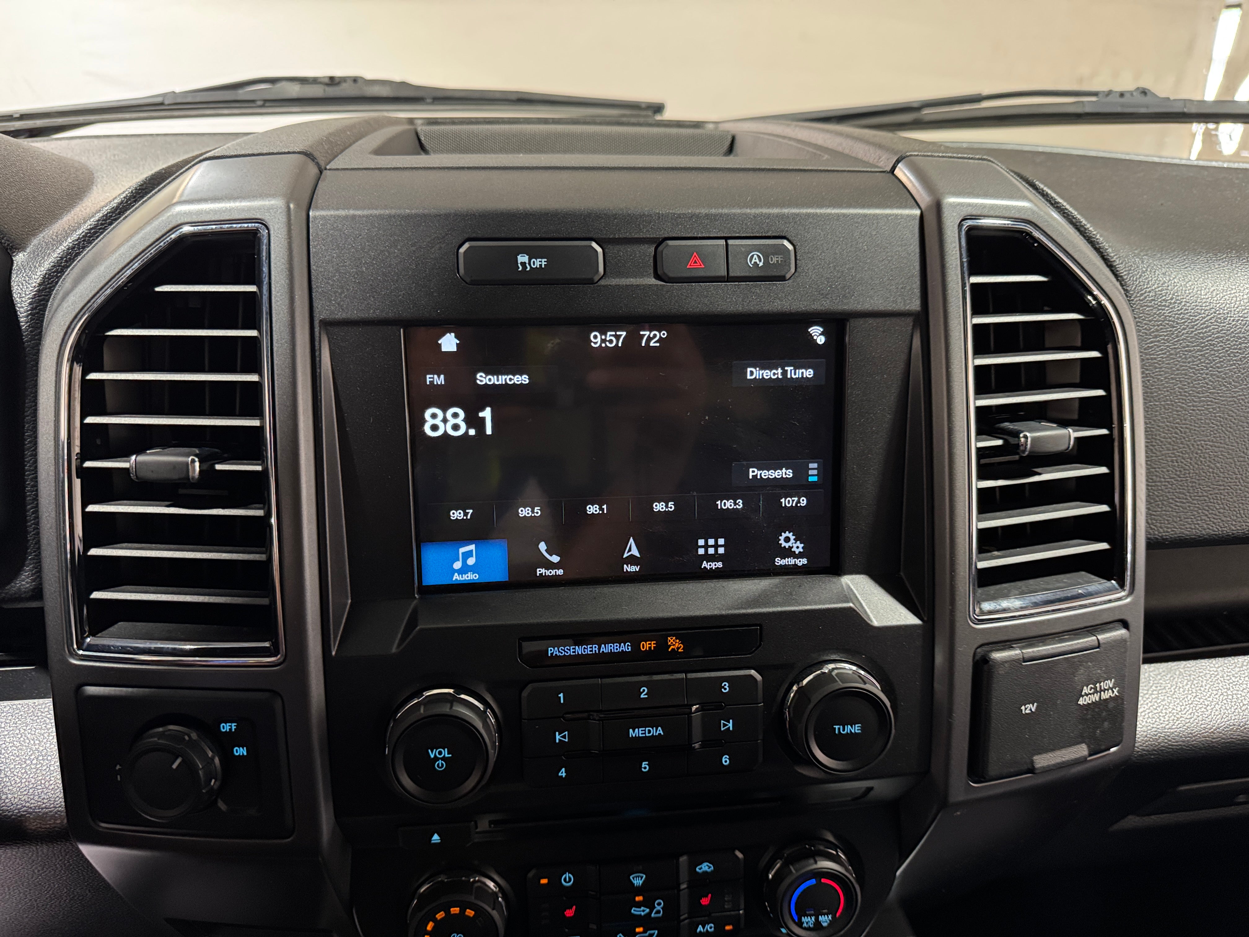 2018 Ford Econoline E-150 4