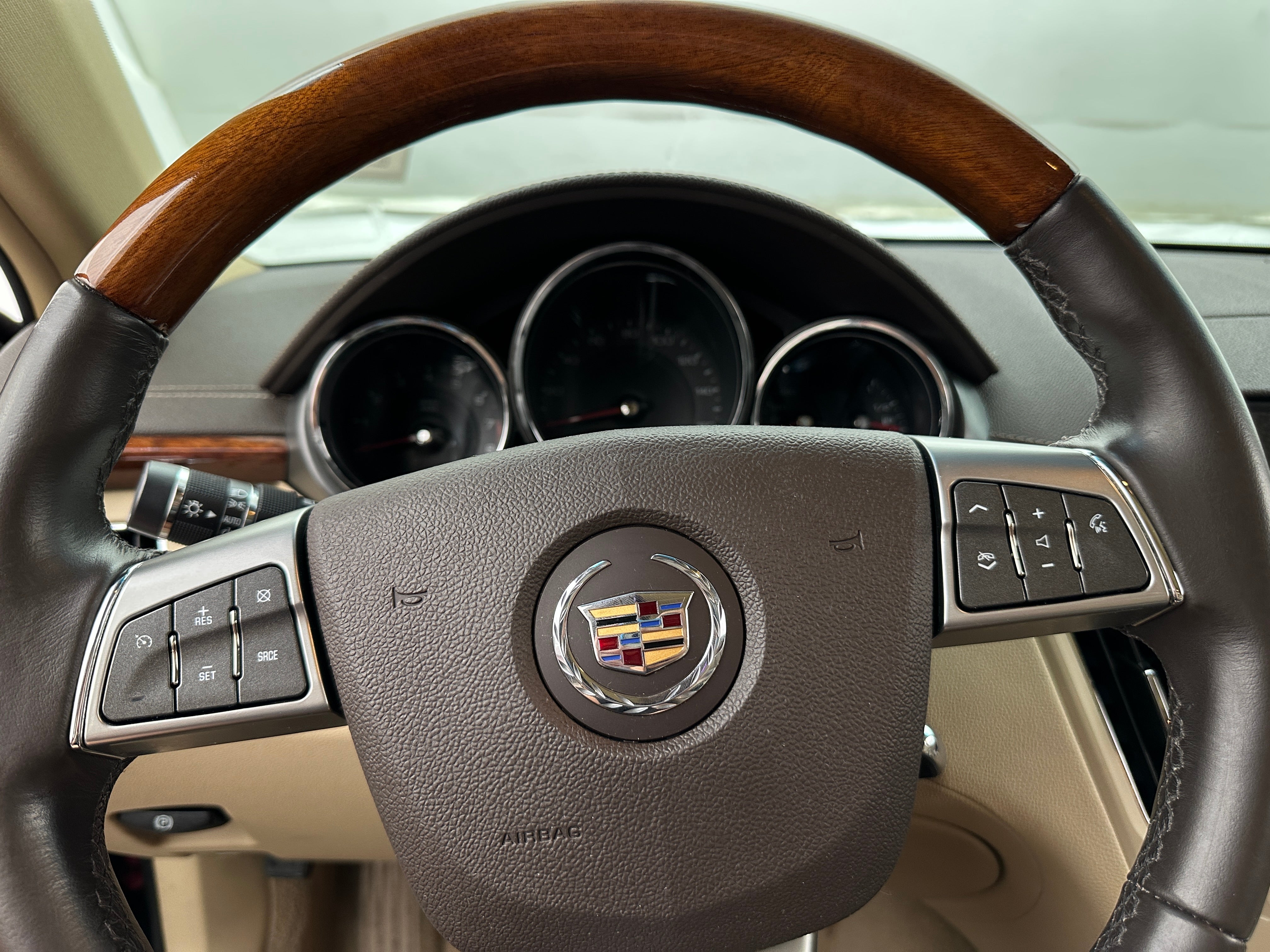2010 Cadillac CTS  4