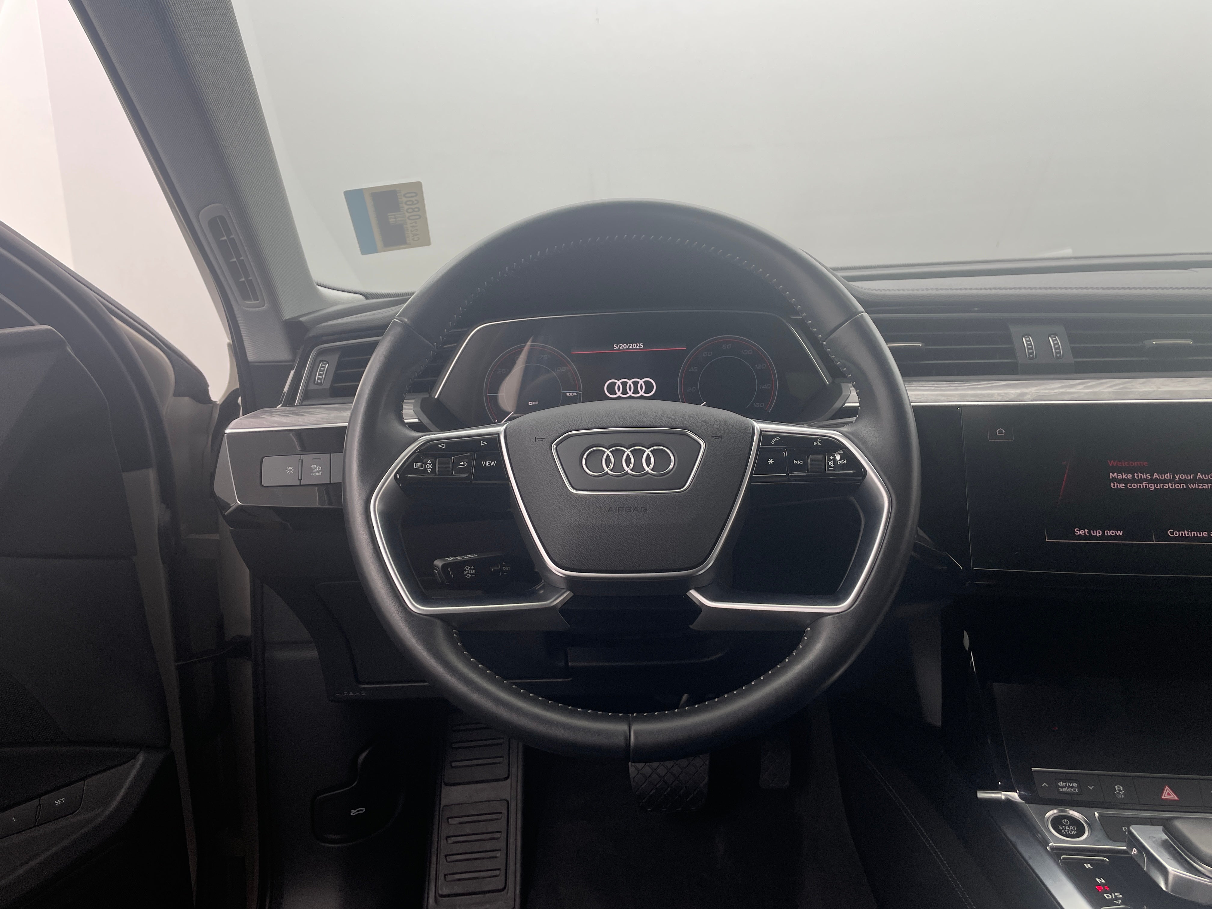 2021 Audi e-tron Premium 4