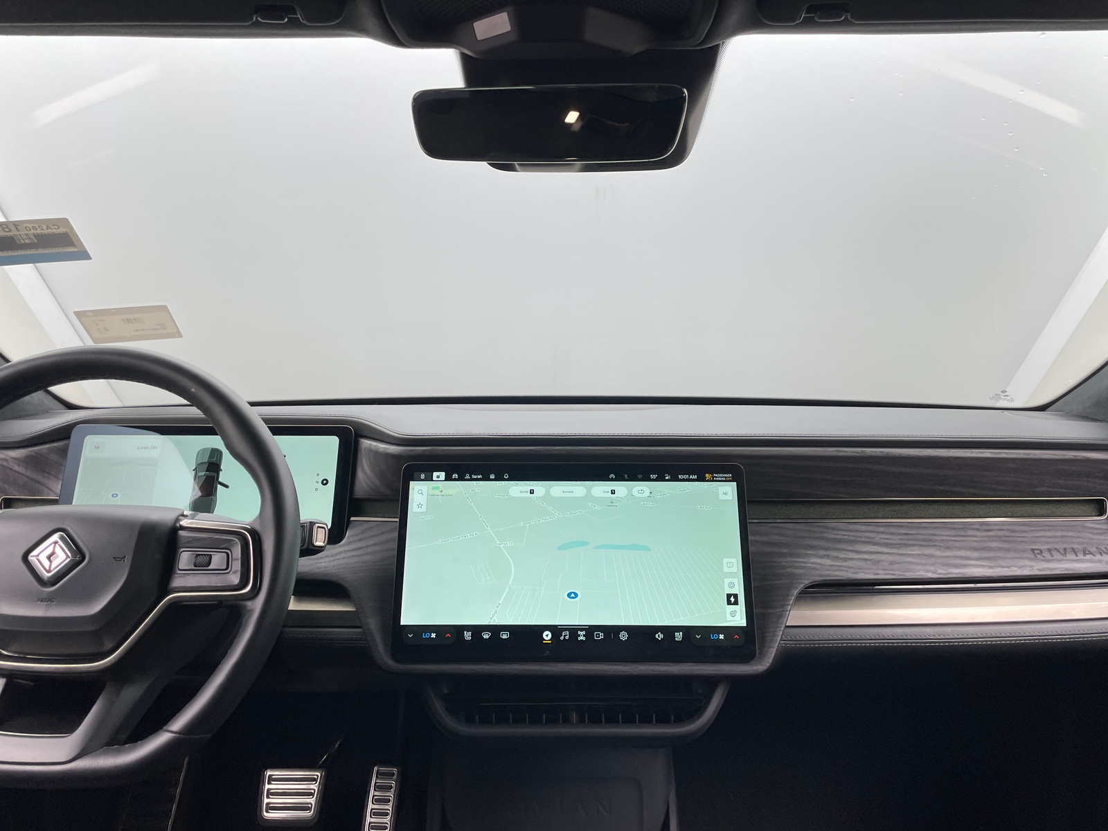 Thumbnail: 2022 Rivian R1T - 2