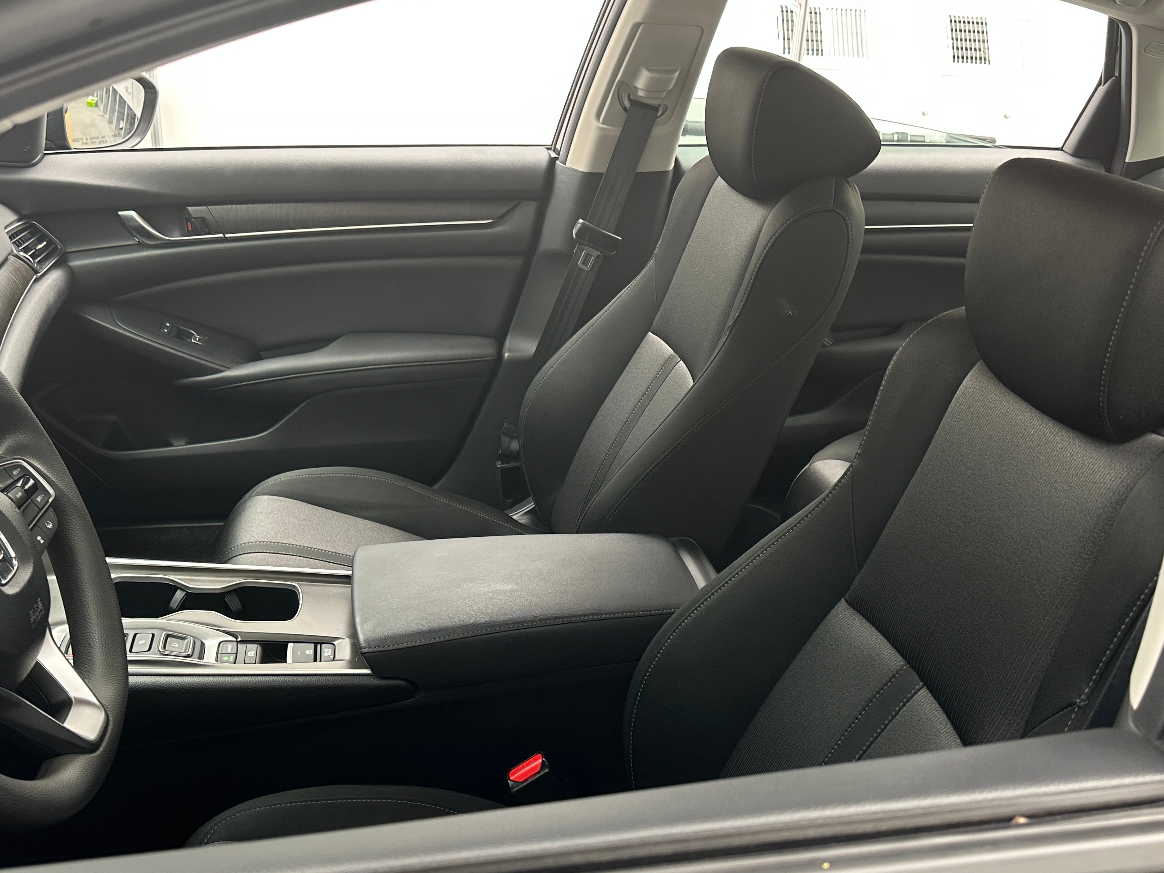 2019 Honda Accord EX 2
