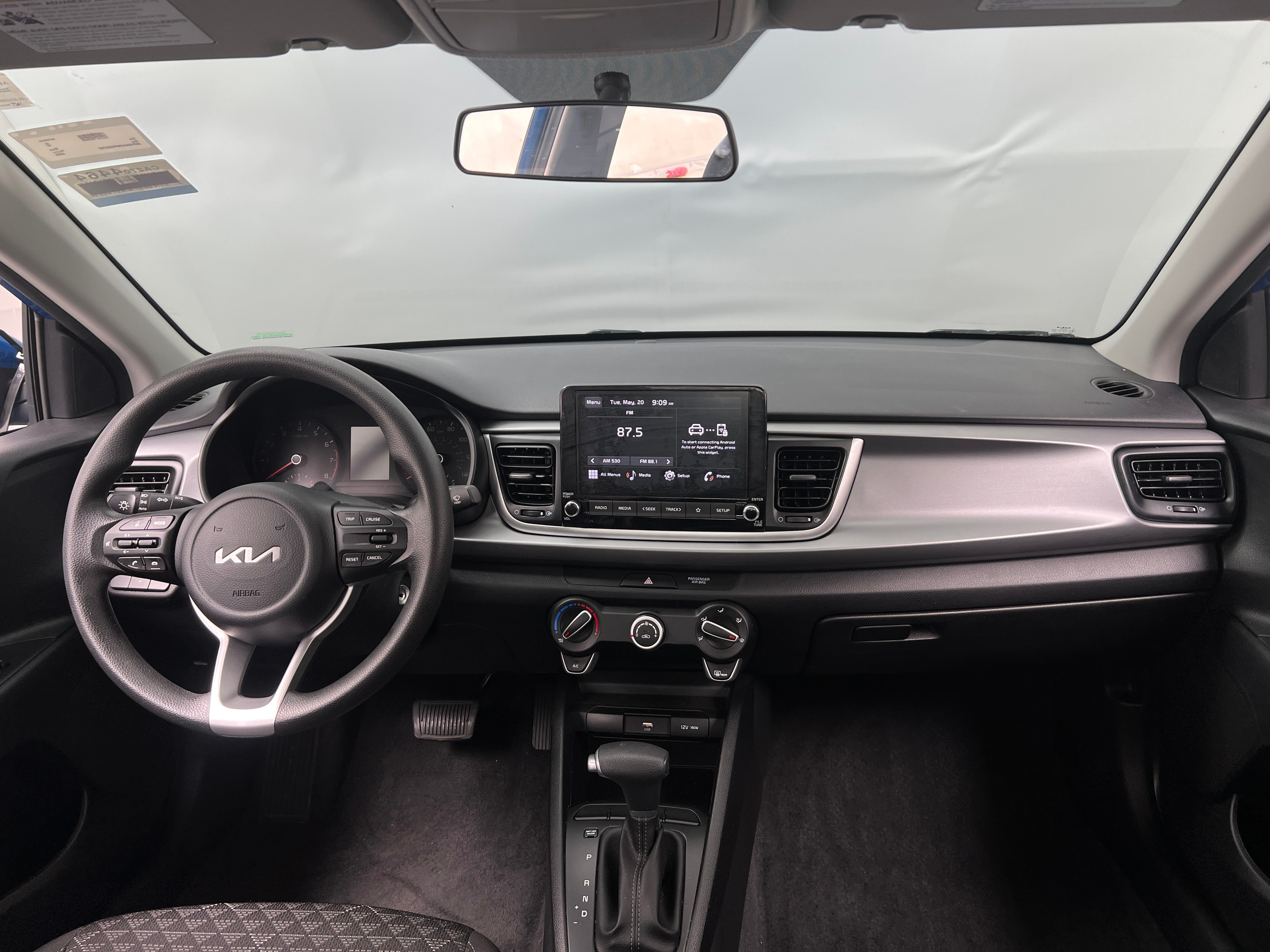 2023 Kia Rio S 3