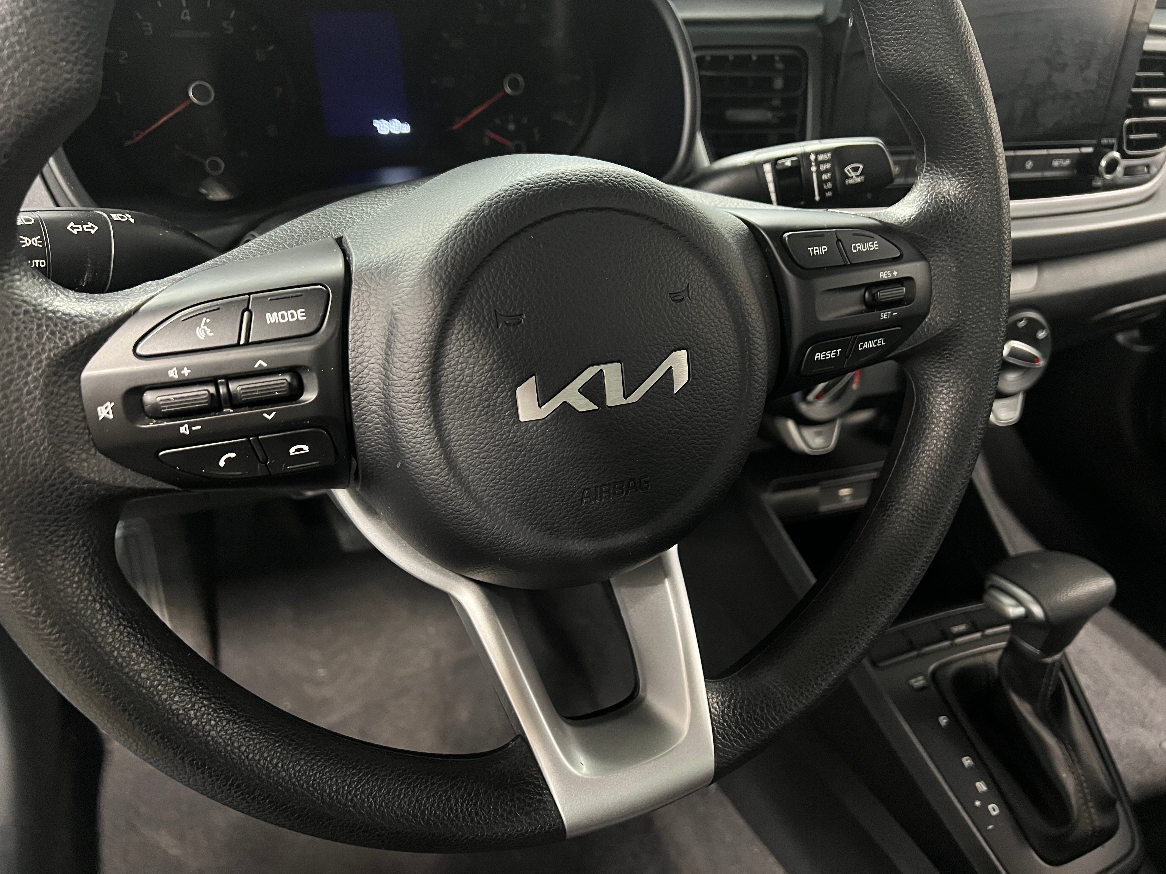2023 Kia Rio S 5