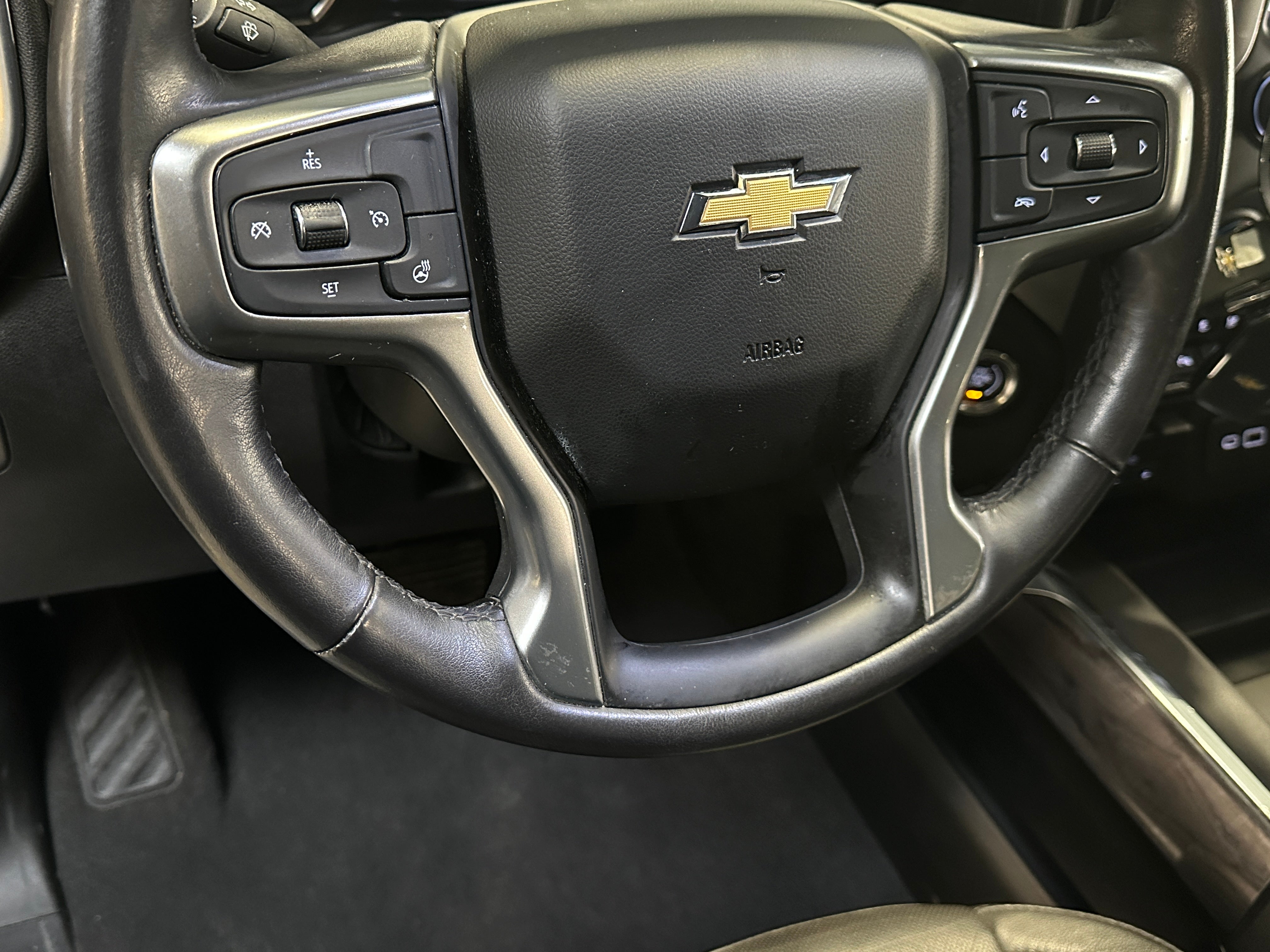2020 Chevrolet Silverado 1500 LTZ 4