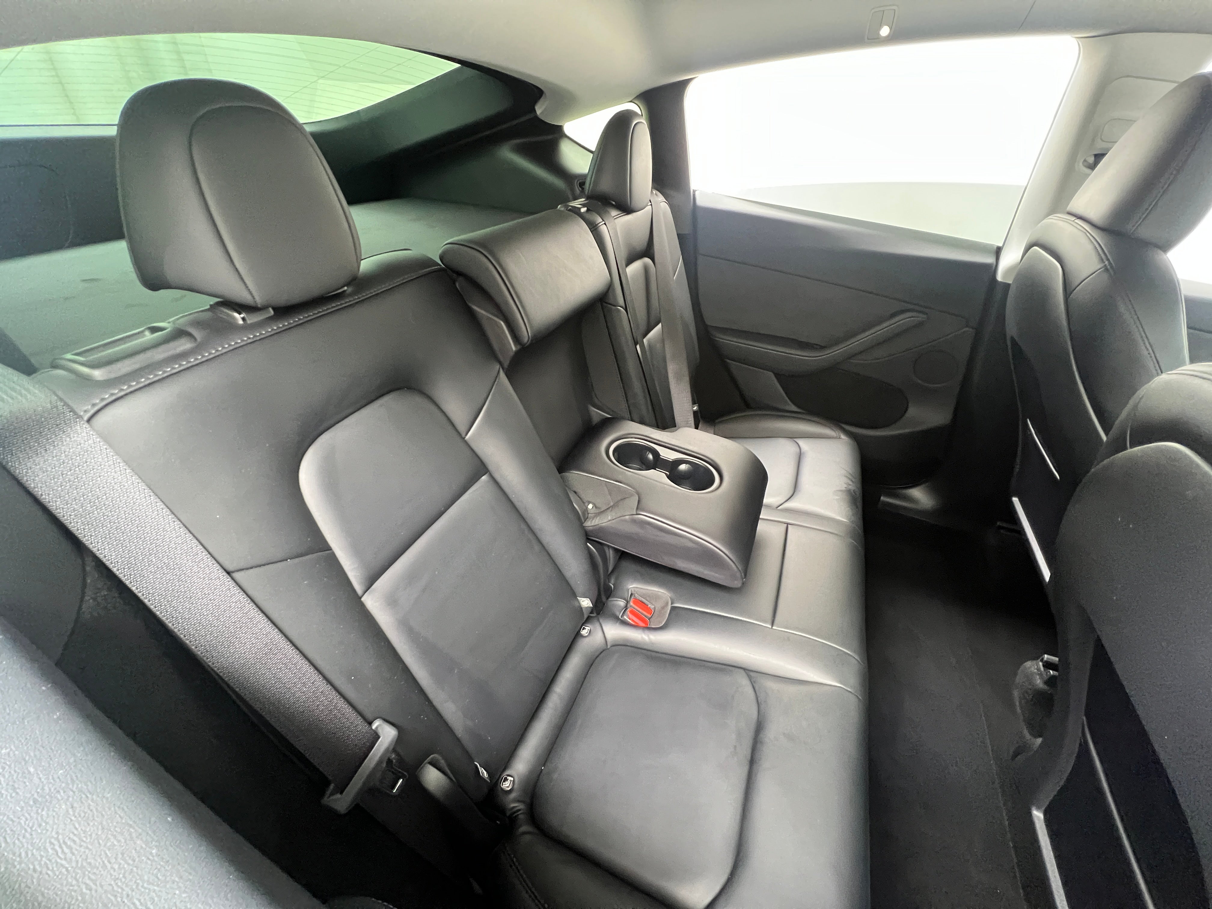 2025 Tesla Model Y Long Range 5